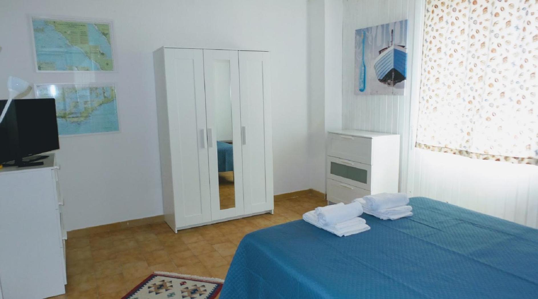 Deluxe Double Room (2 Adults + 1 Child) photo 1