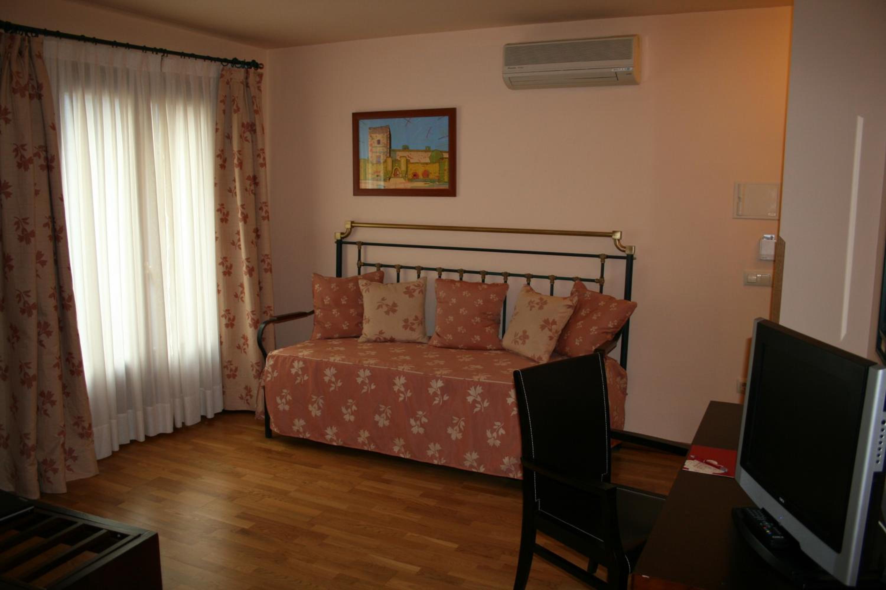 Triple Room - Photo 4