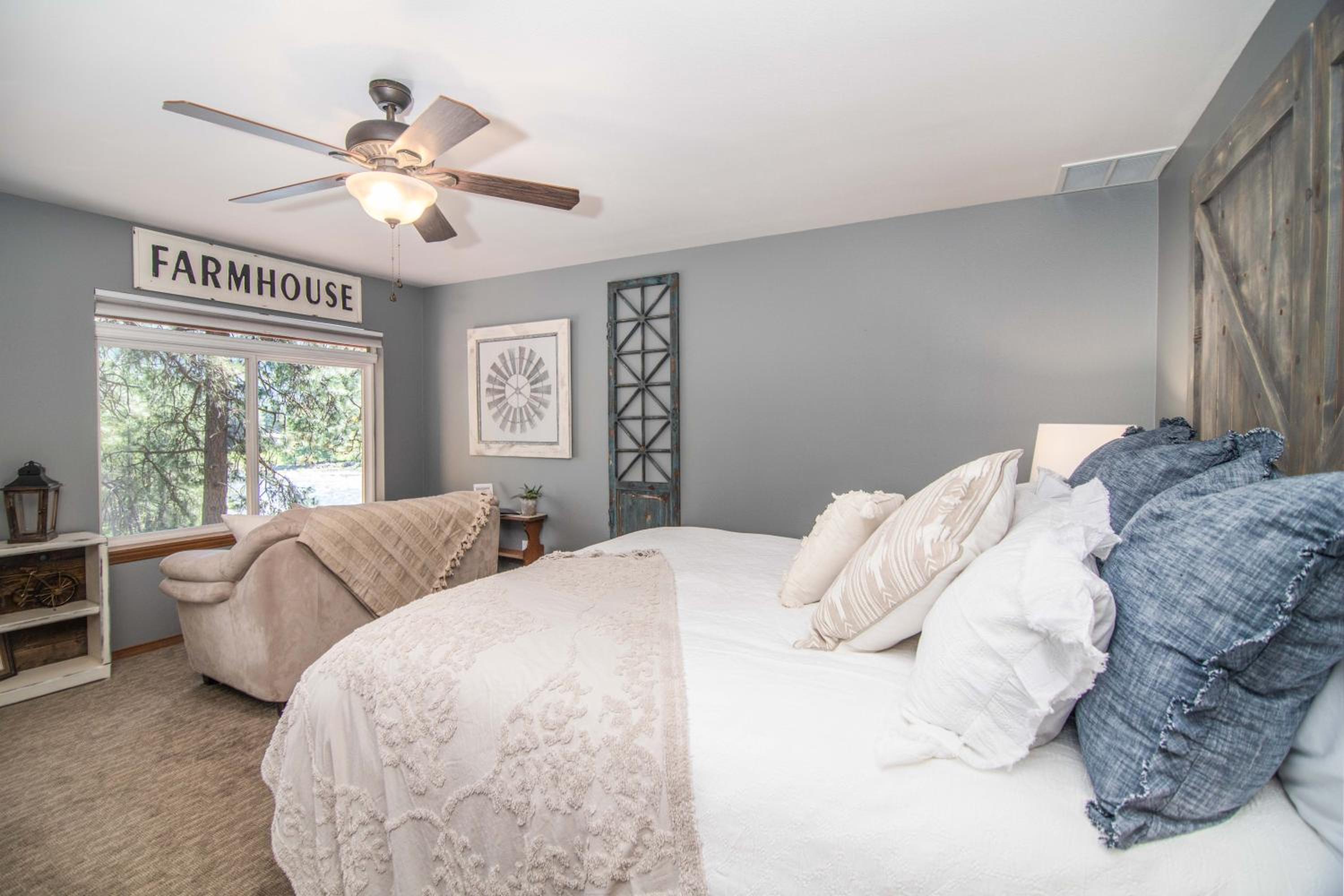 Shenandoah Suite On The River (Located On Icicle Road, 1.5 Miles From The Obertal Inn And 1.5 Miles From Downtown Leavenworth)