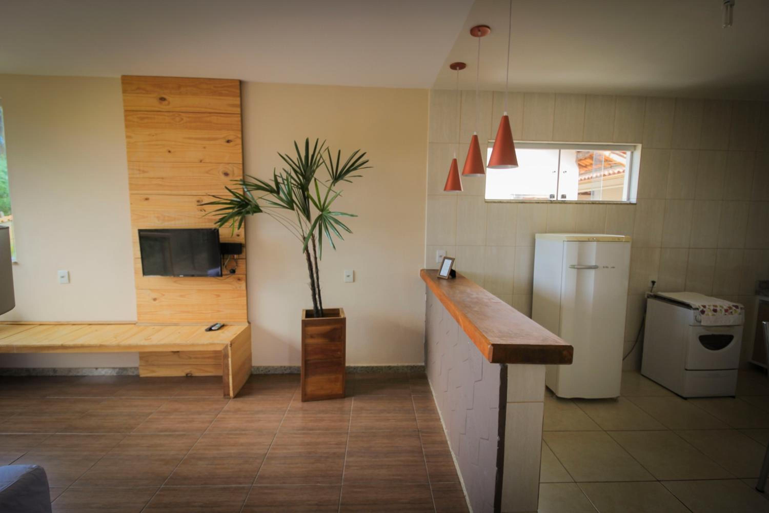 Apartment with Mountain View - Photo 18