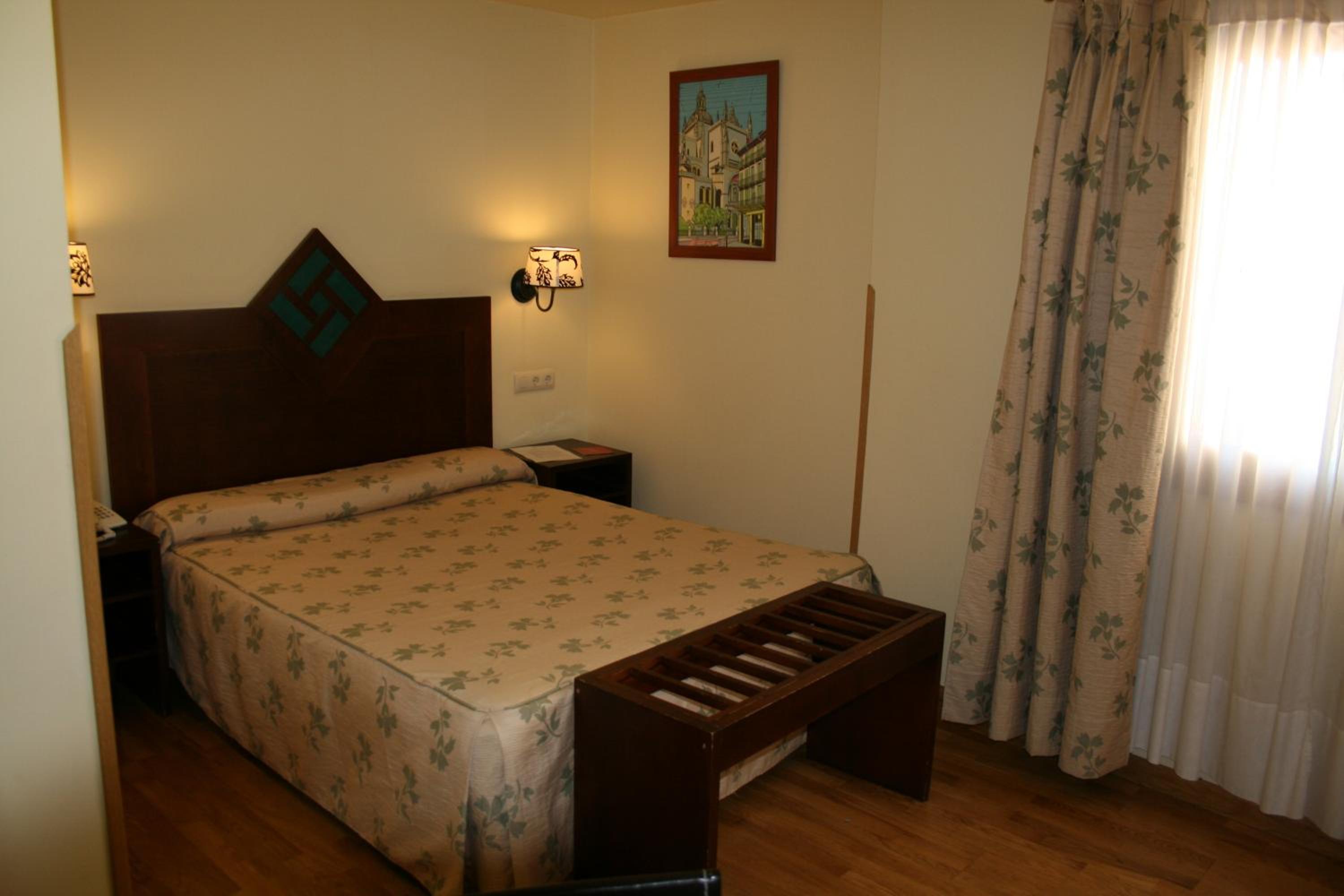 Habitación Doble o con Dos Camas (1-2 Adultos)