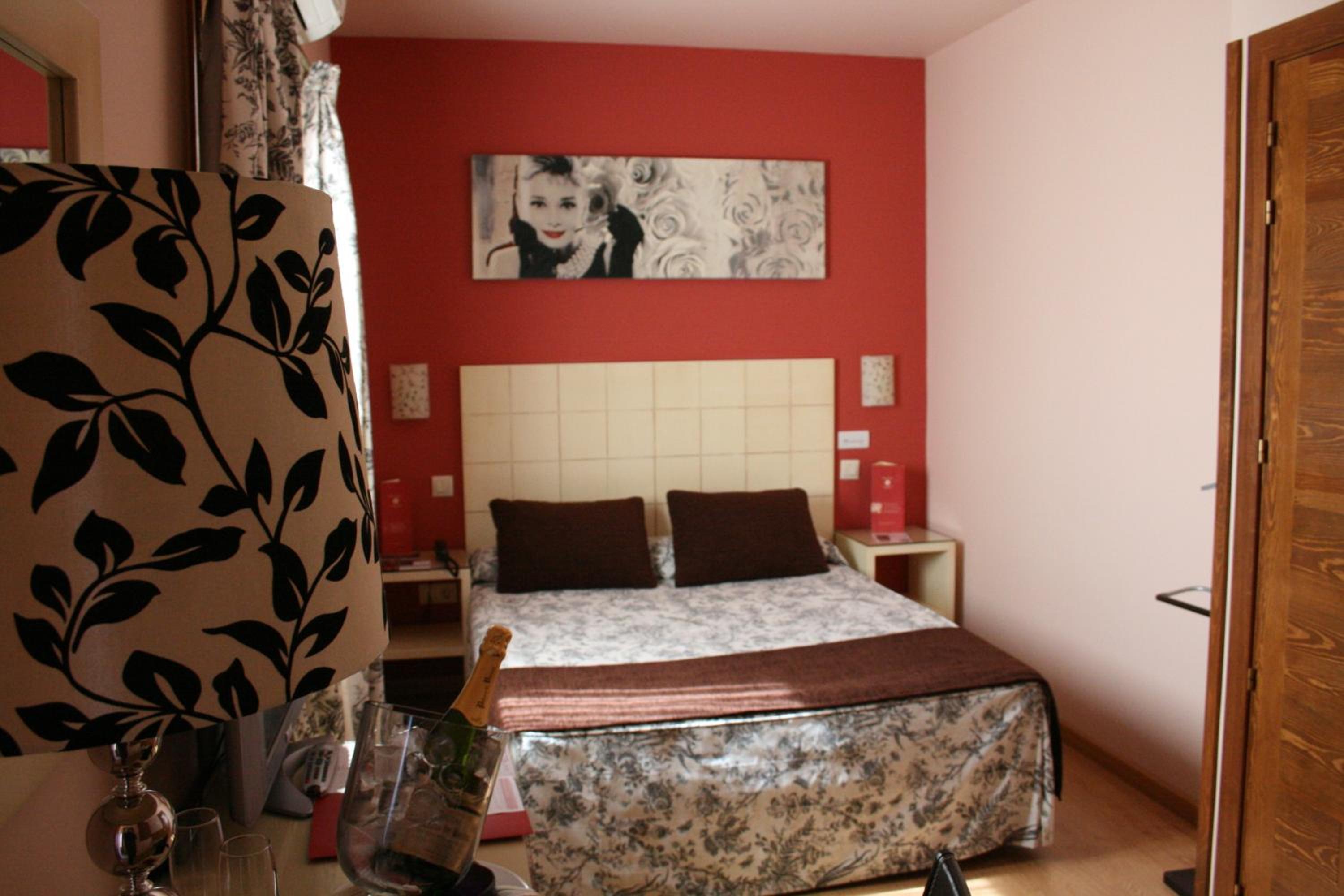 Superior Double or Twin Room with Terrace