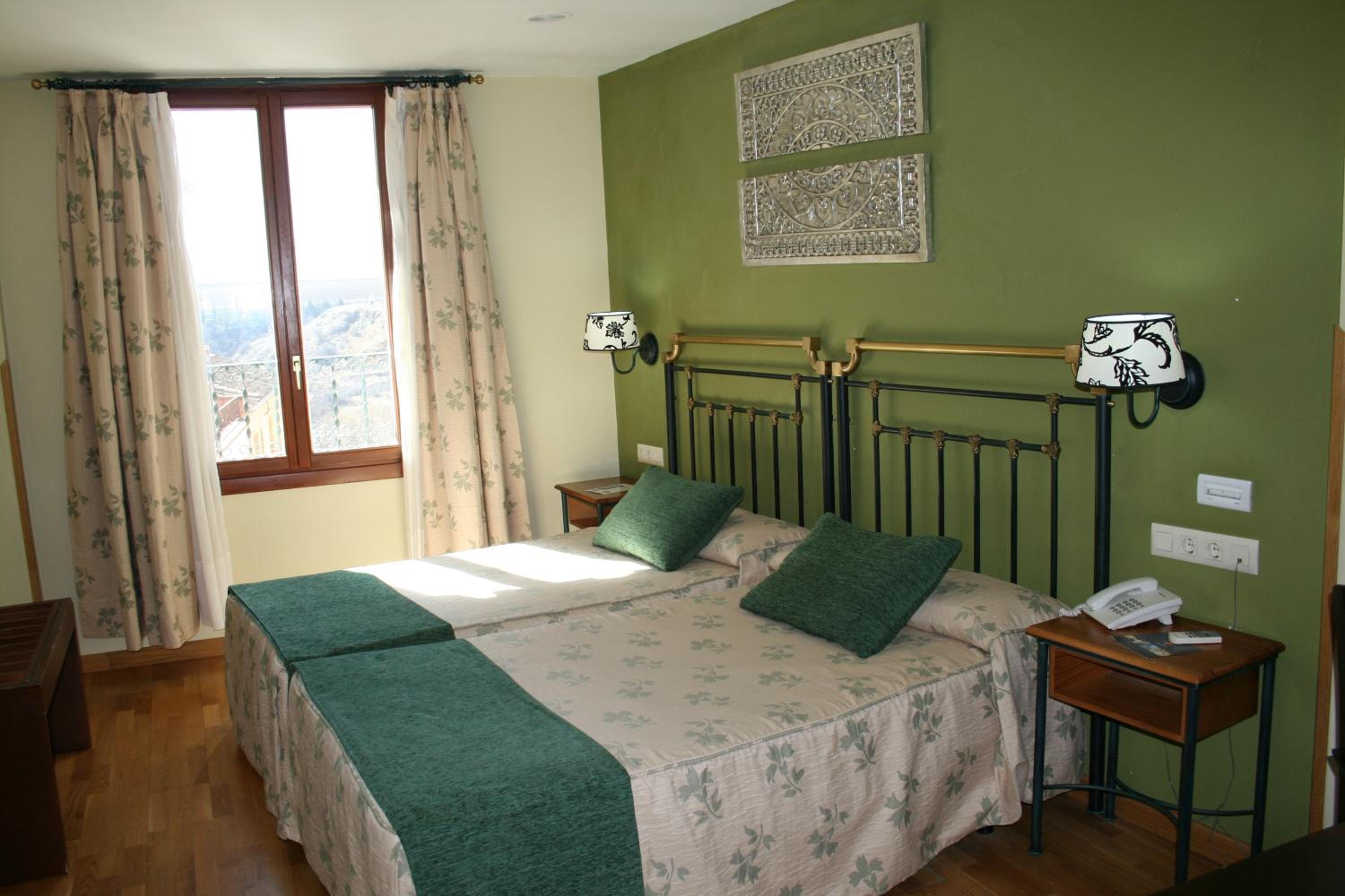 Twin Room with View