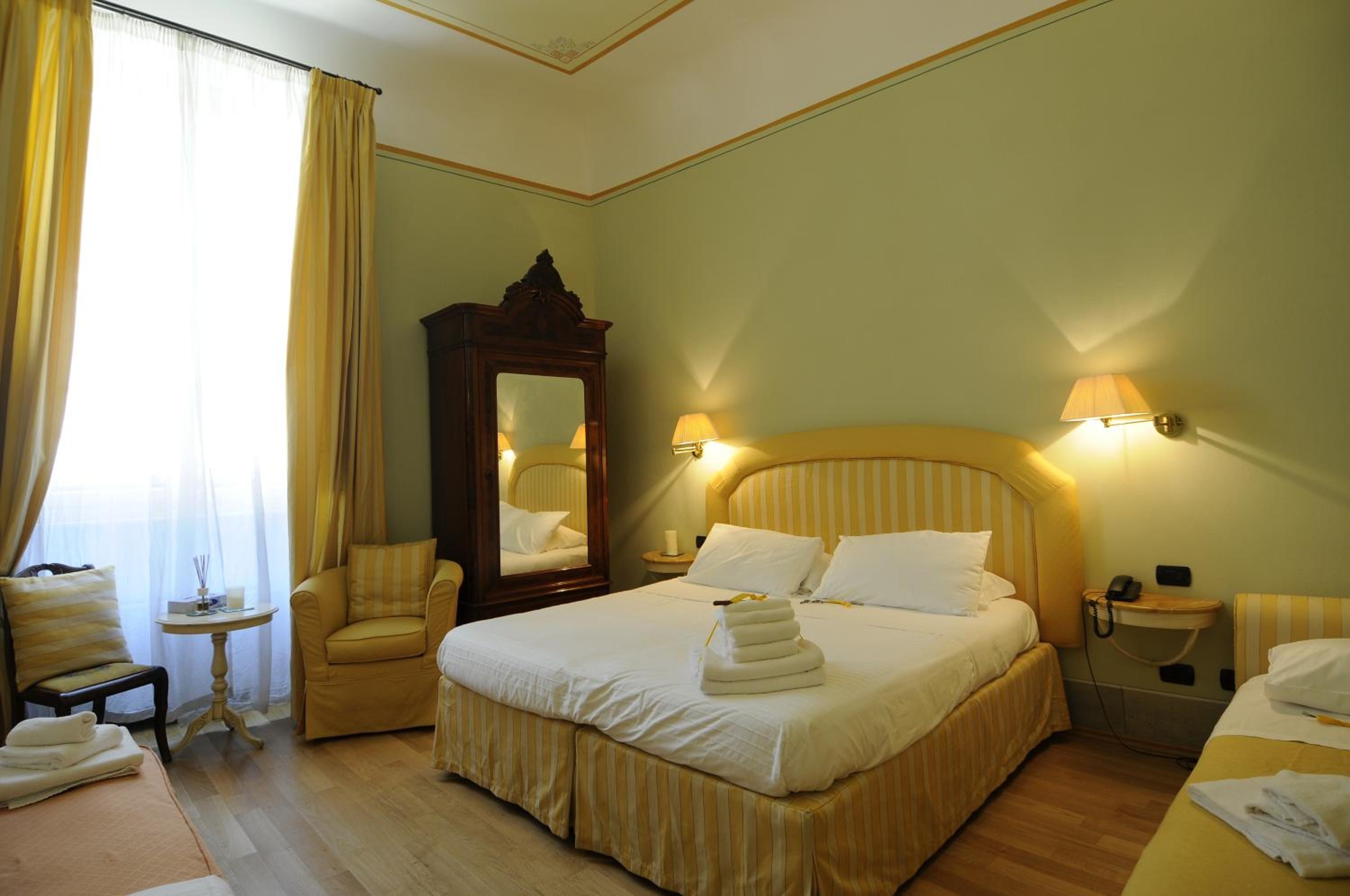 Superior Double or Twin Room - Photo 1