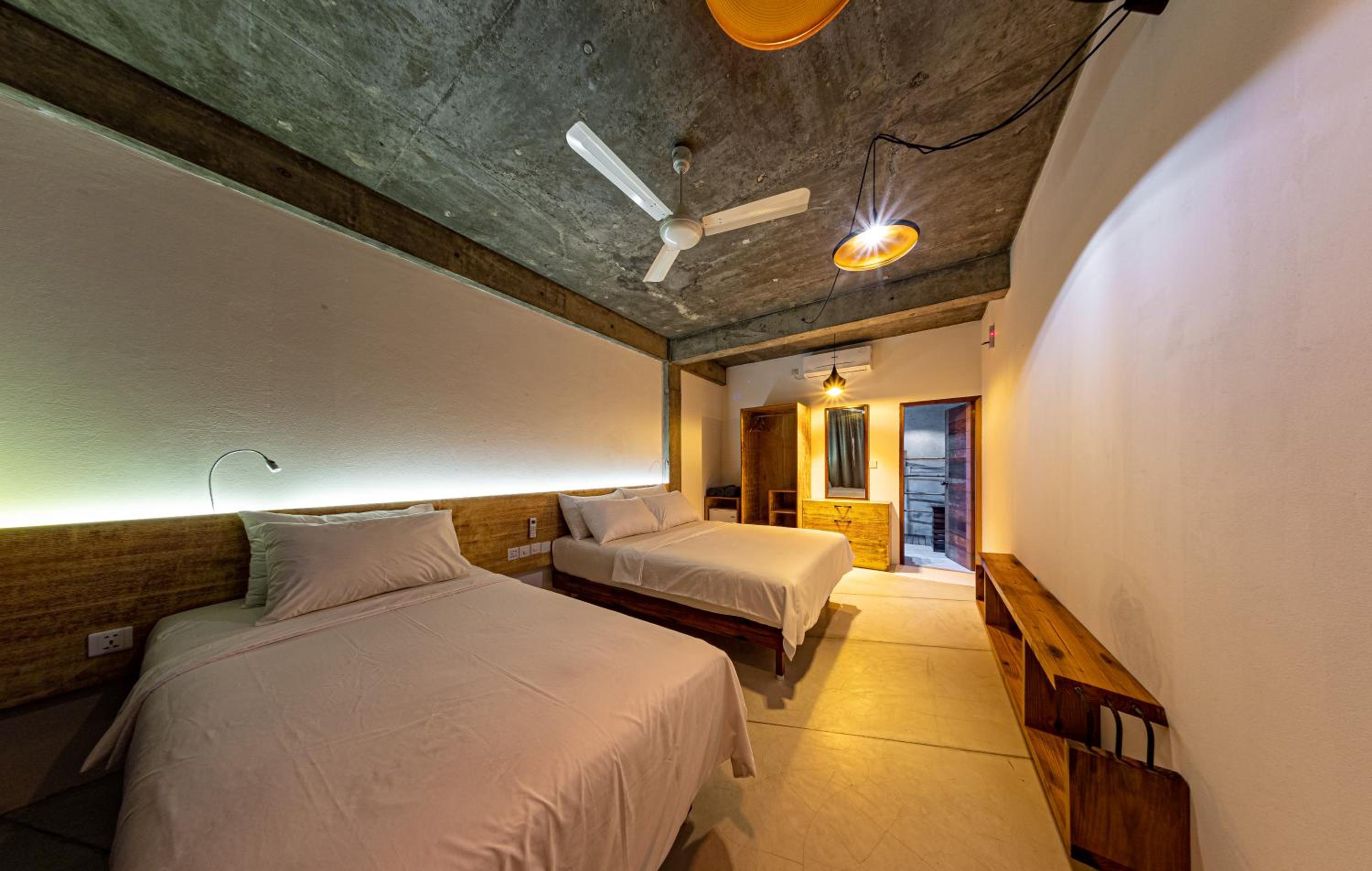 Standard Double or Twin Room - Photo 6