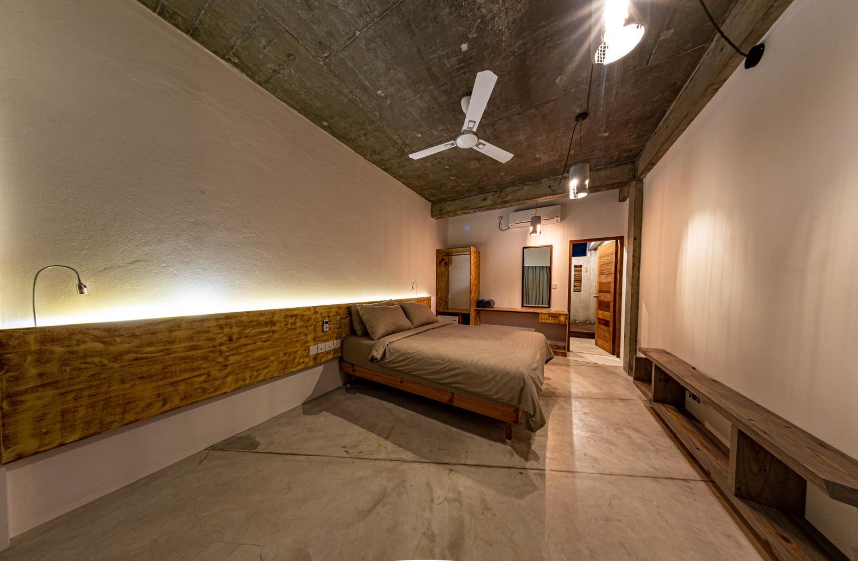 Standard Double or Twin Room - Photo 7