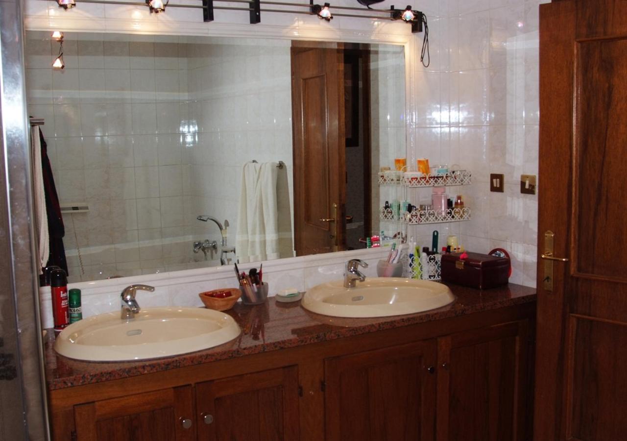Double Room - Photo 6