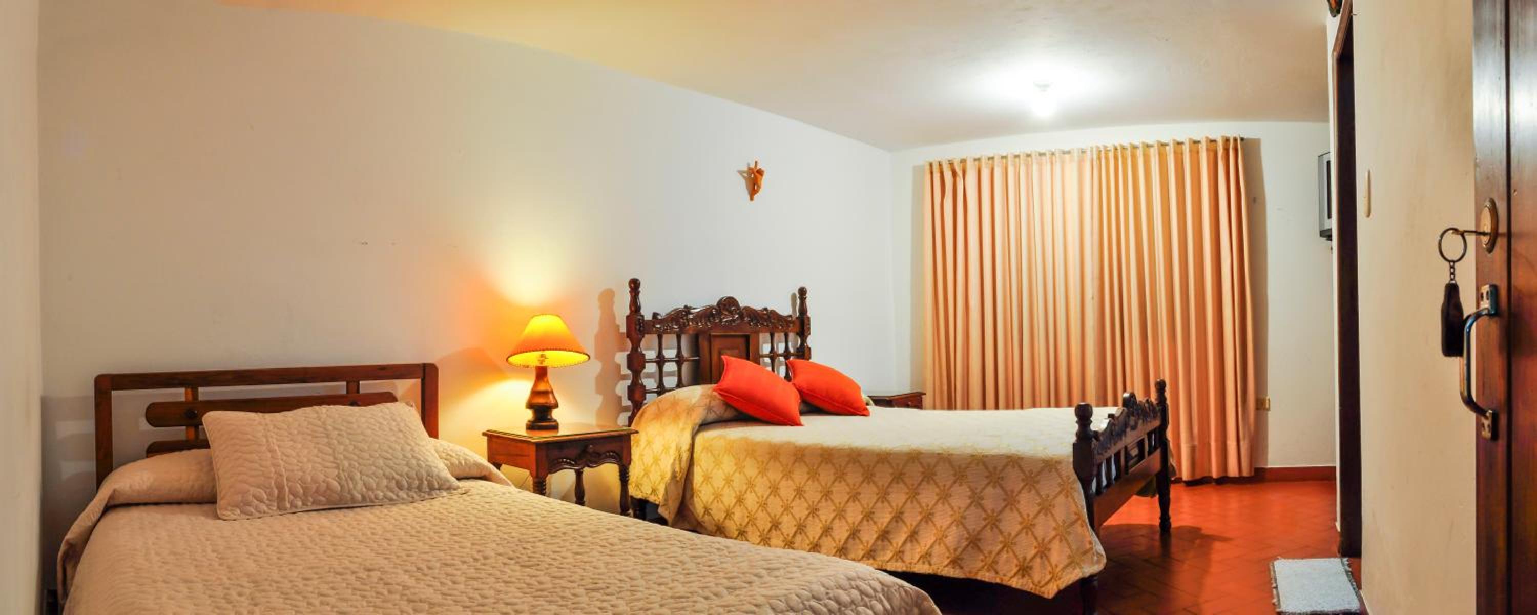 Twin Room with Private Bathroom