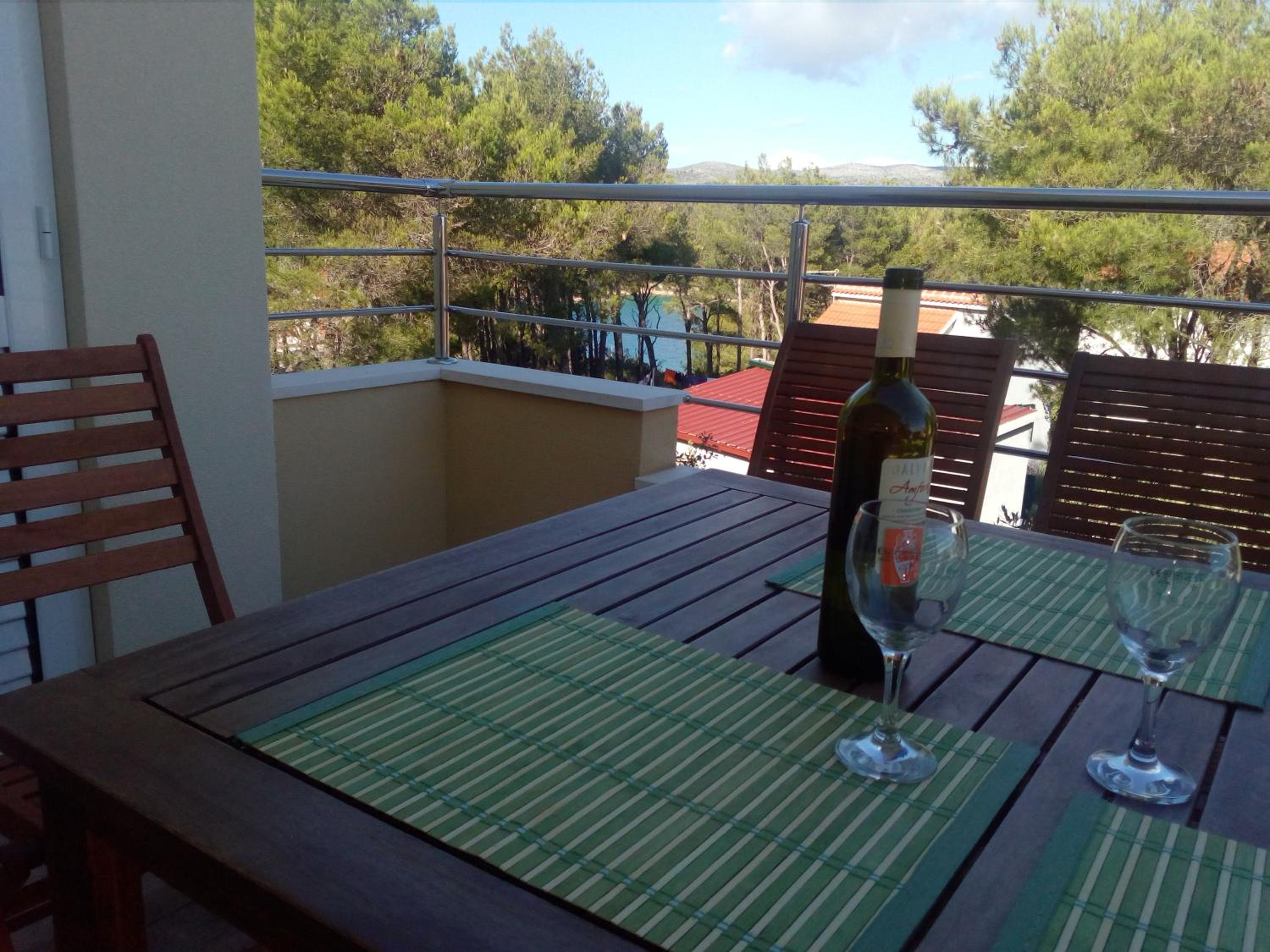 Two Bedroom Apartment with Terrace and Sea View photo 3