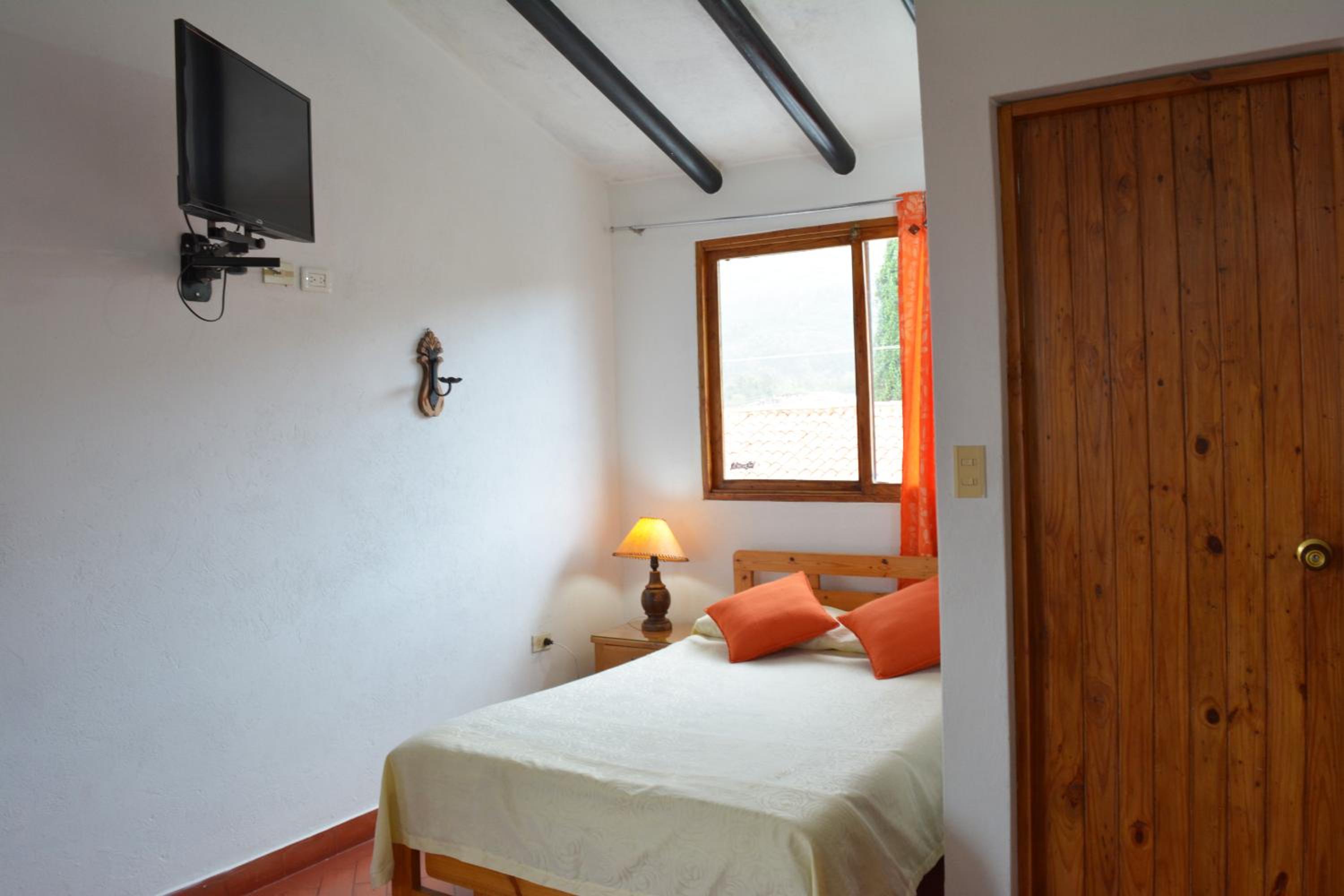 Triple Room with Private Bathroom