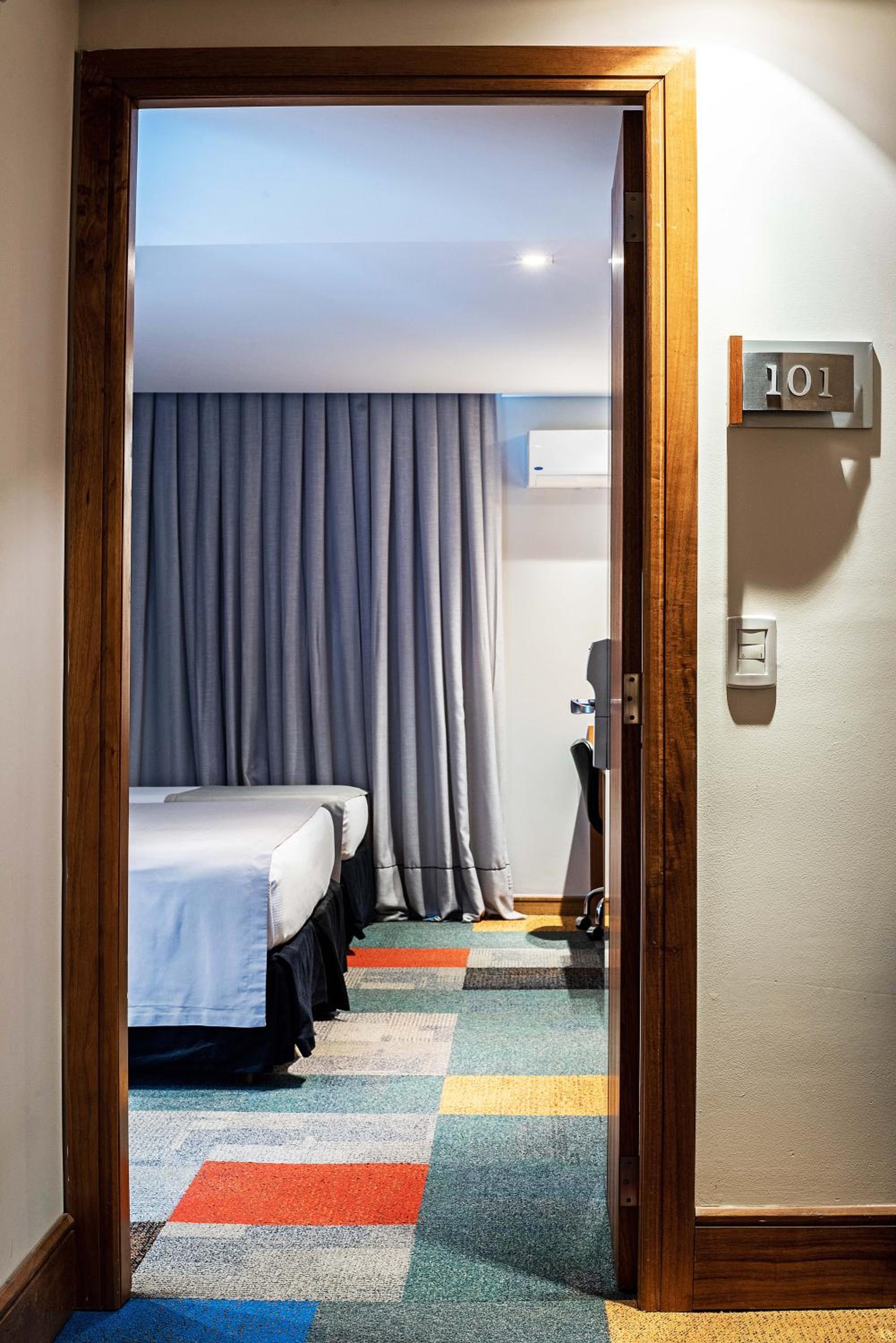 Double Room - Disability Access - Photo 4