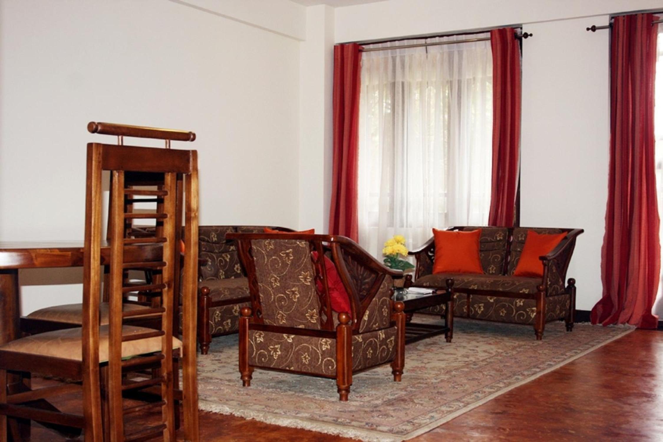 Three-Bedroom Apartment photo 3