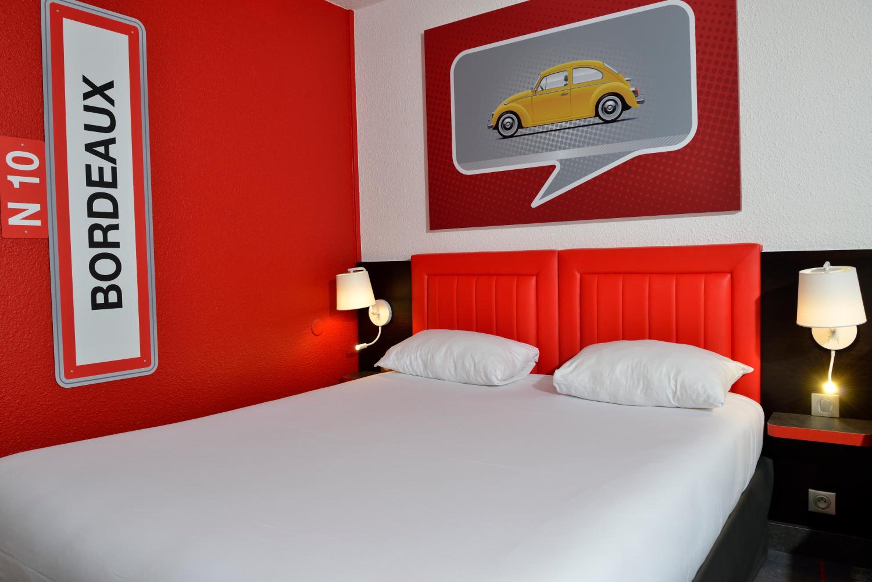 Standard Double Room with Sofa Bed - Photo 7