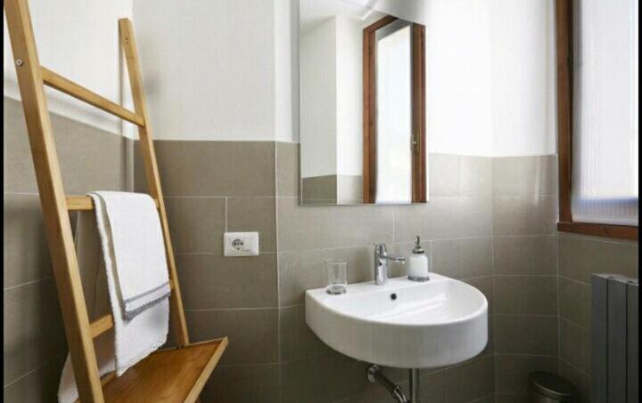 Large Double Room photo 2