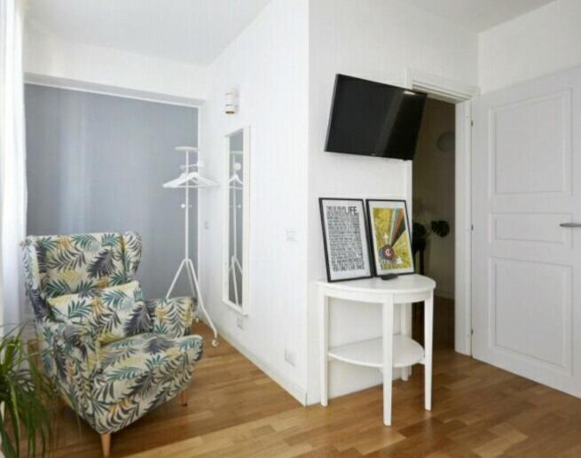 Large Double Room photo 3