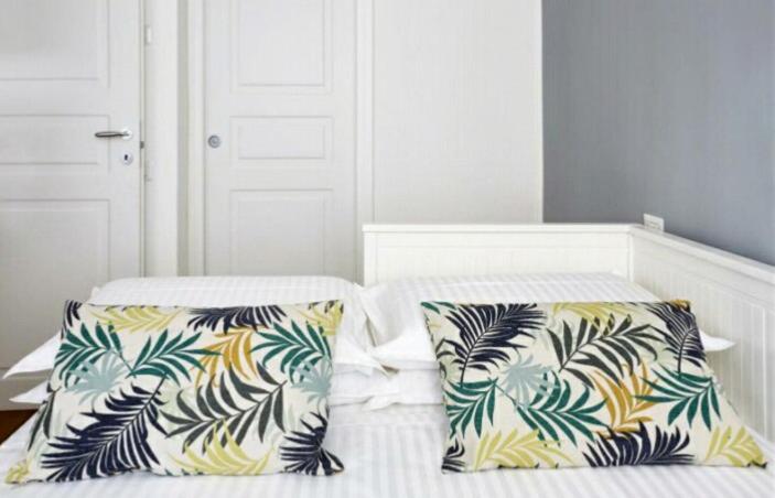 Large Double Room photo 1