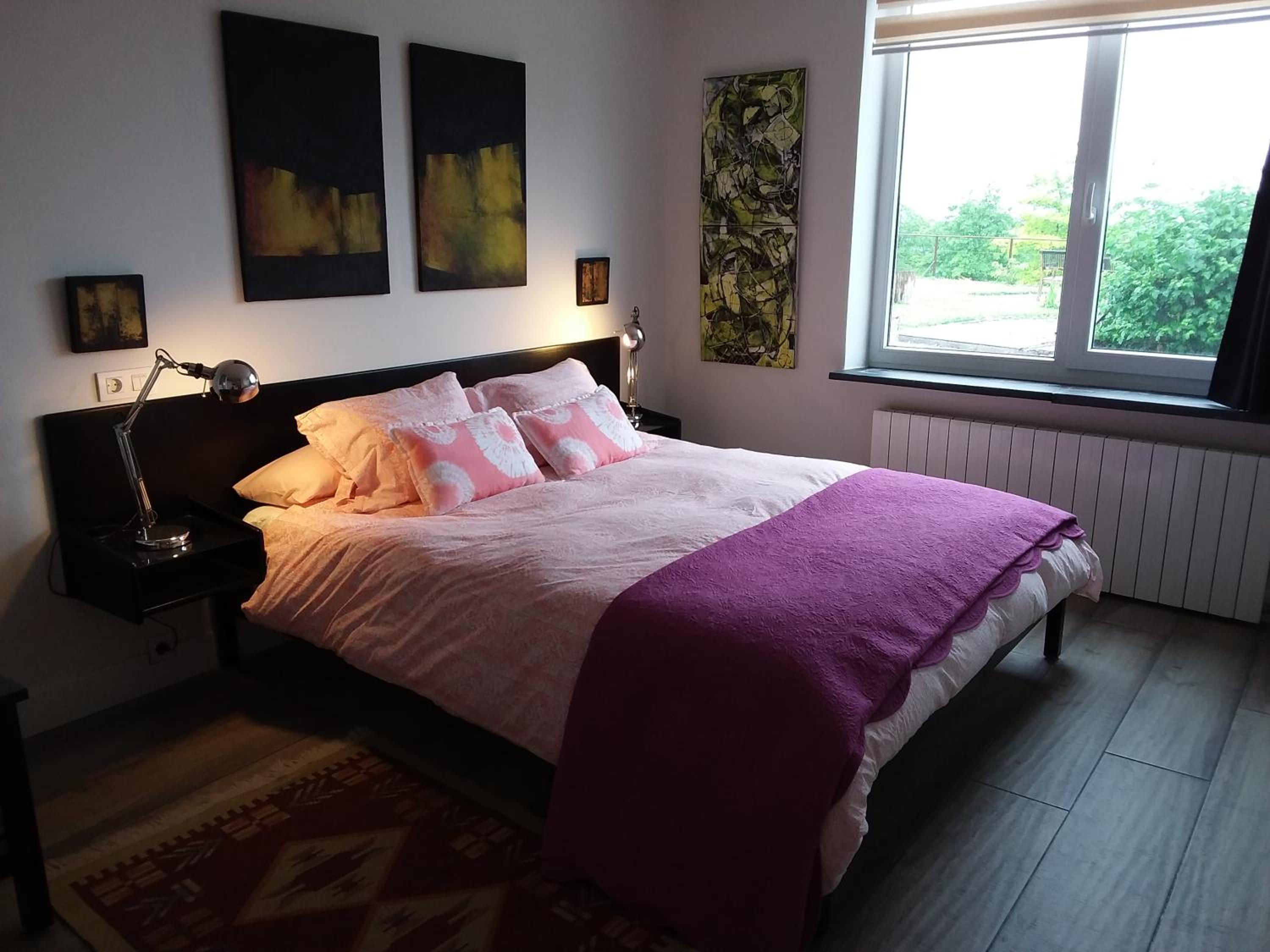 Apartment with Mountain View - Photo 7