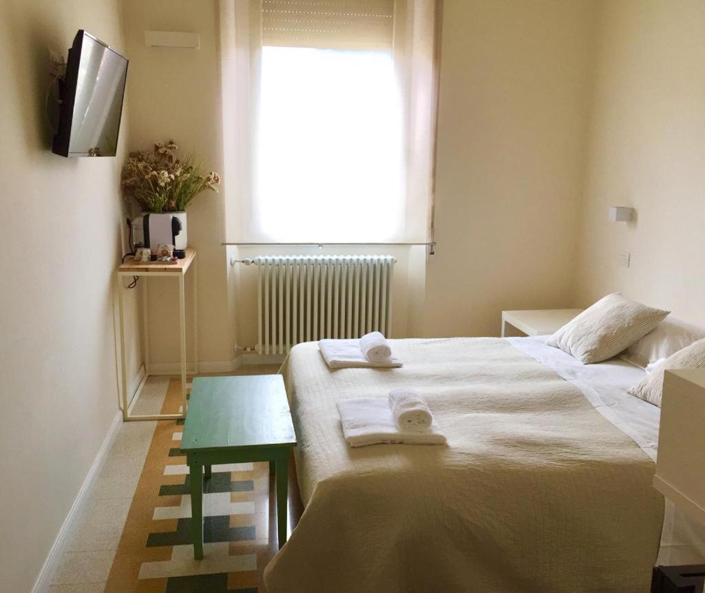 Standard Double Room photo 3