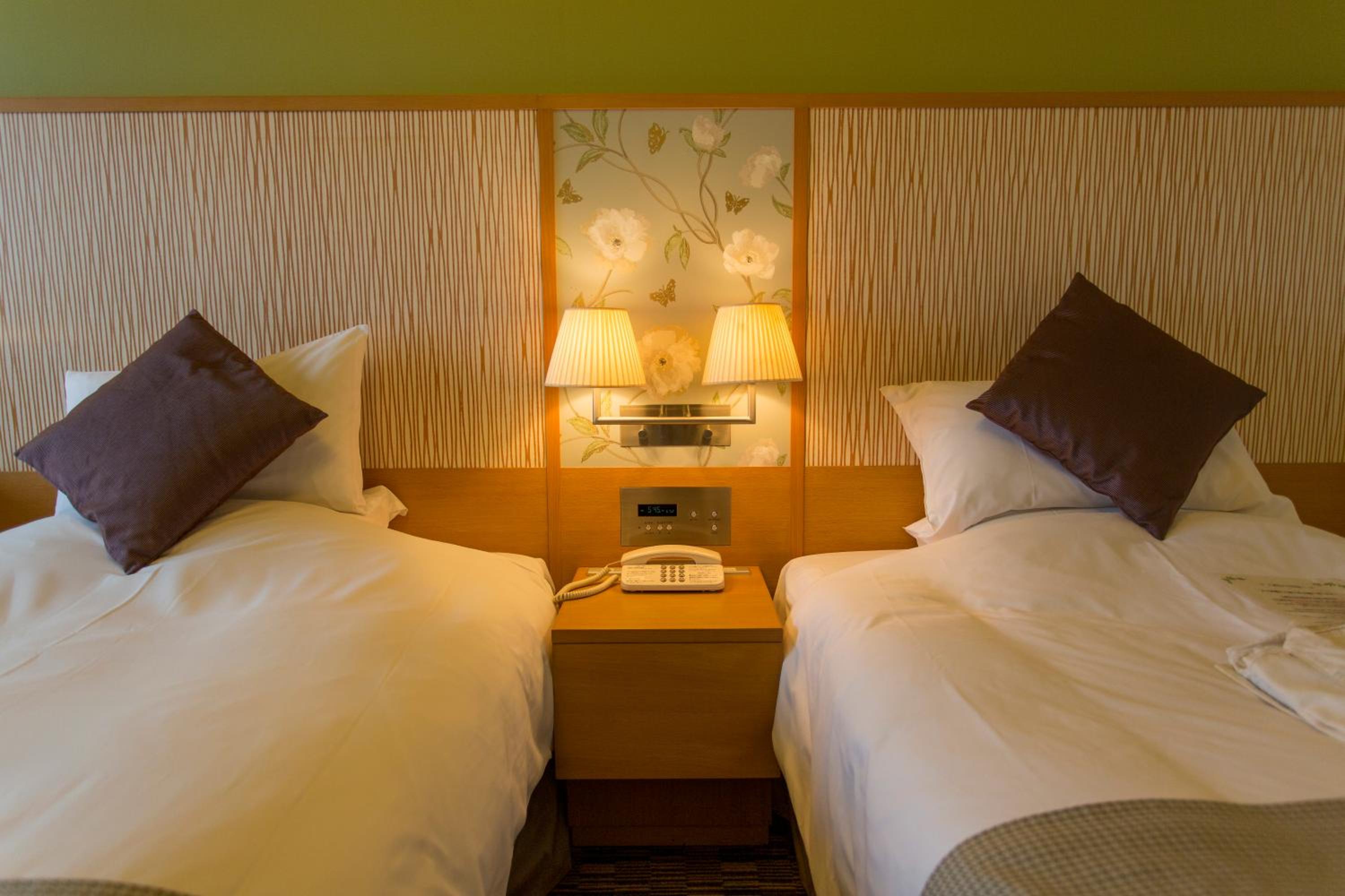 Twin Room - Non-Smoking