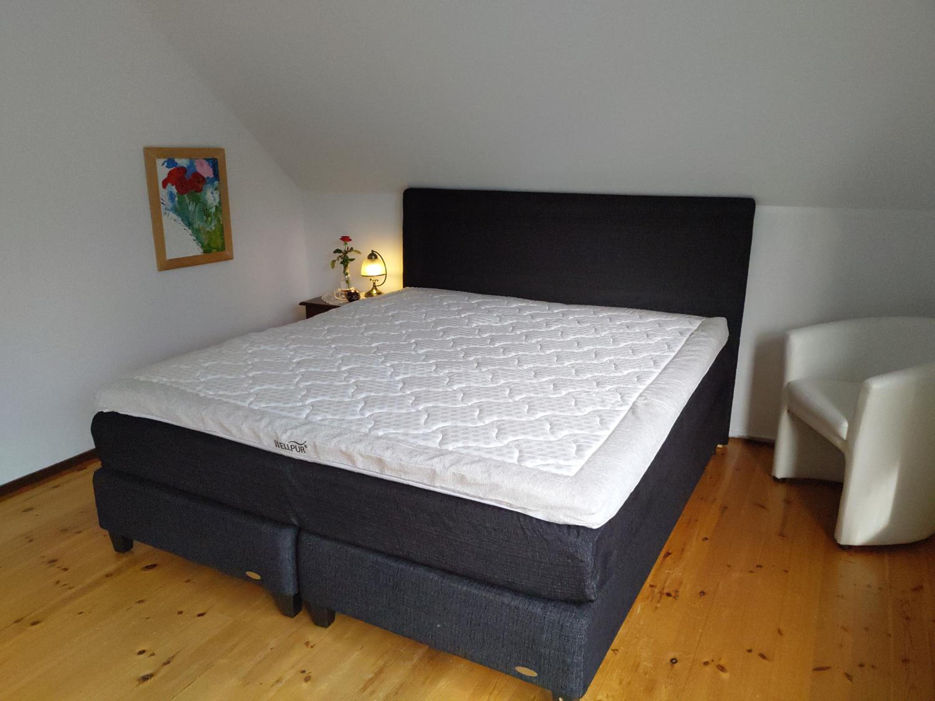Three-Bedroom House - Photo 15