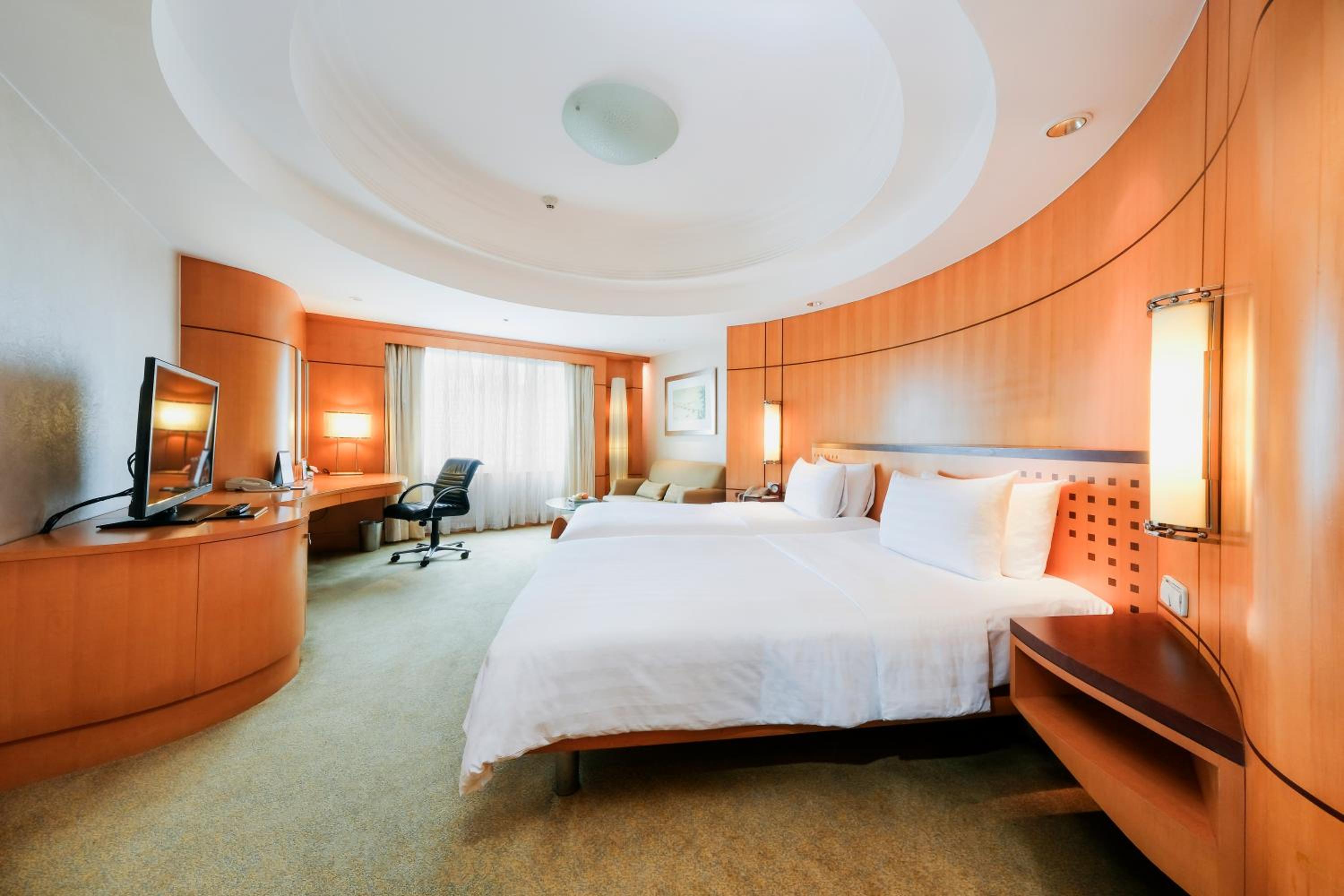 Deluxe Twin Room - Photo 2