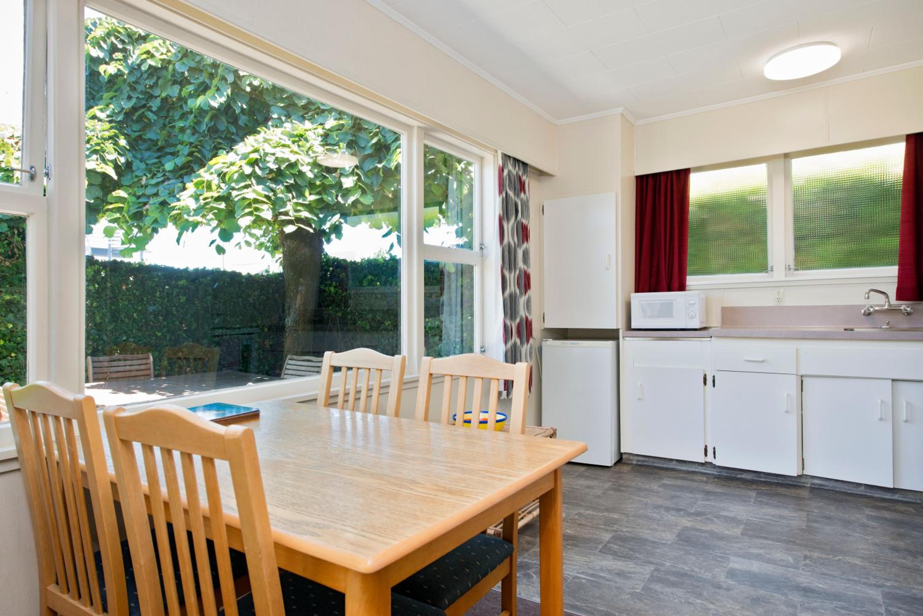 Apartment - Ground Floor - Photo 4