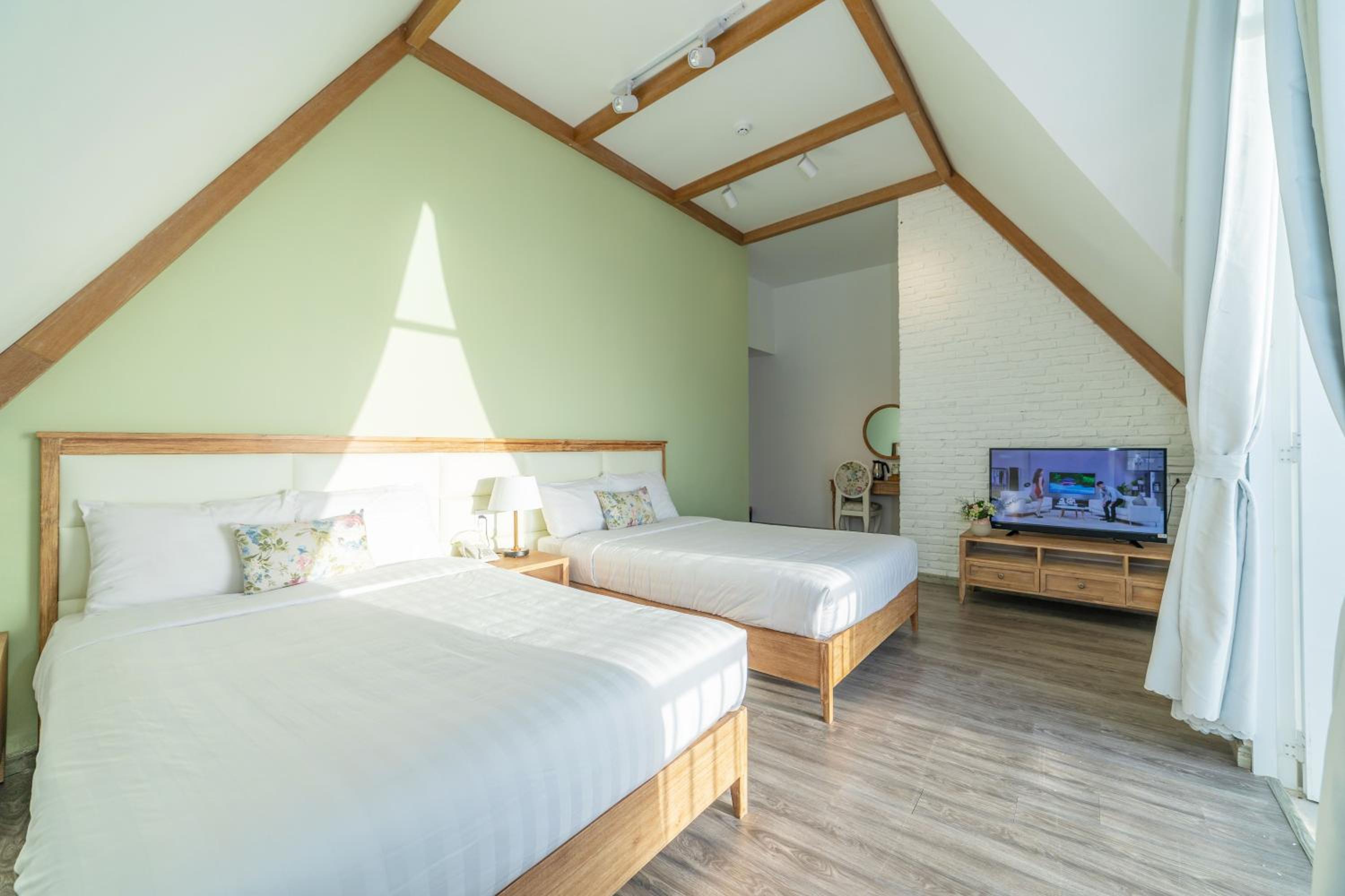 De Charme Room 3