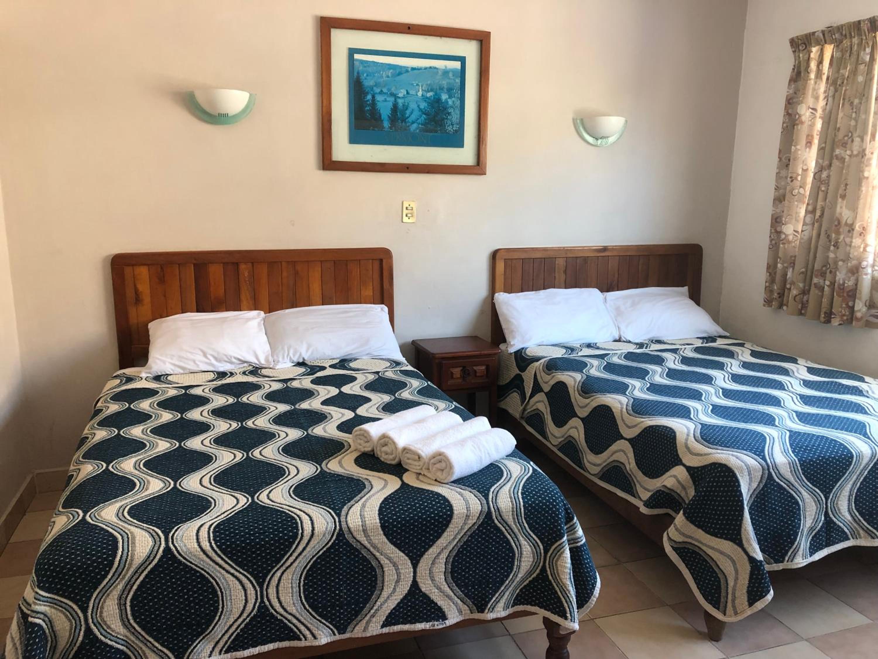 Double Room with Two Double Beds photo 3