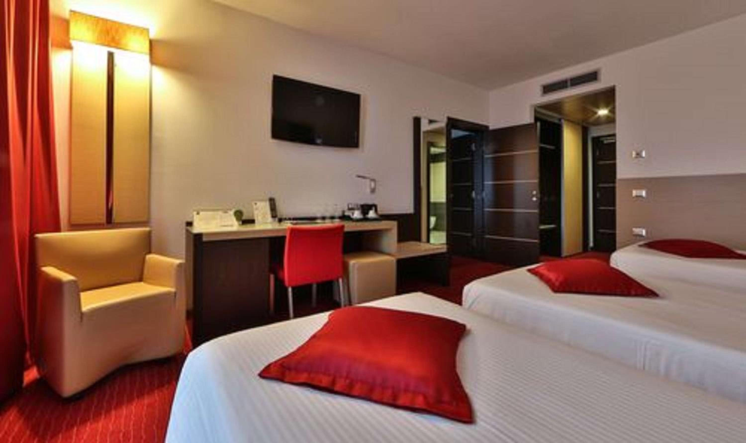 Comfort Twin Room - Non-Smoking - Photo 4