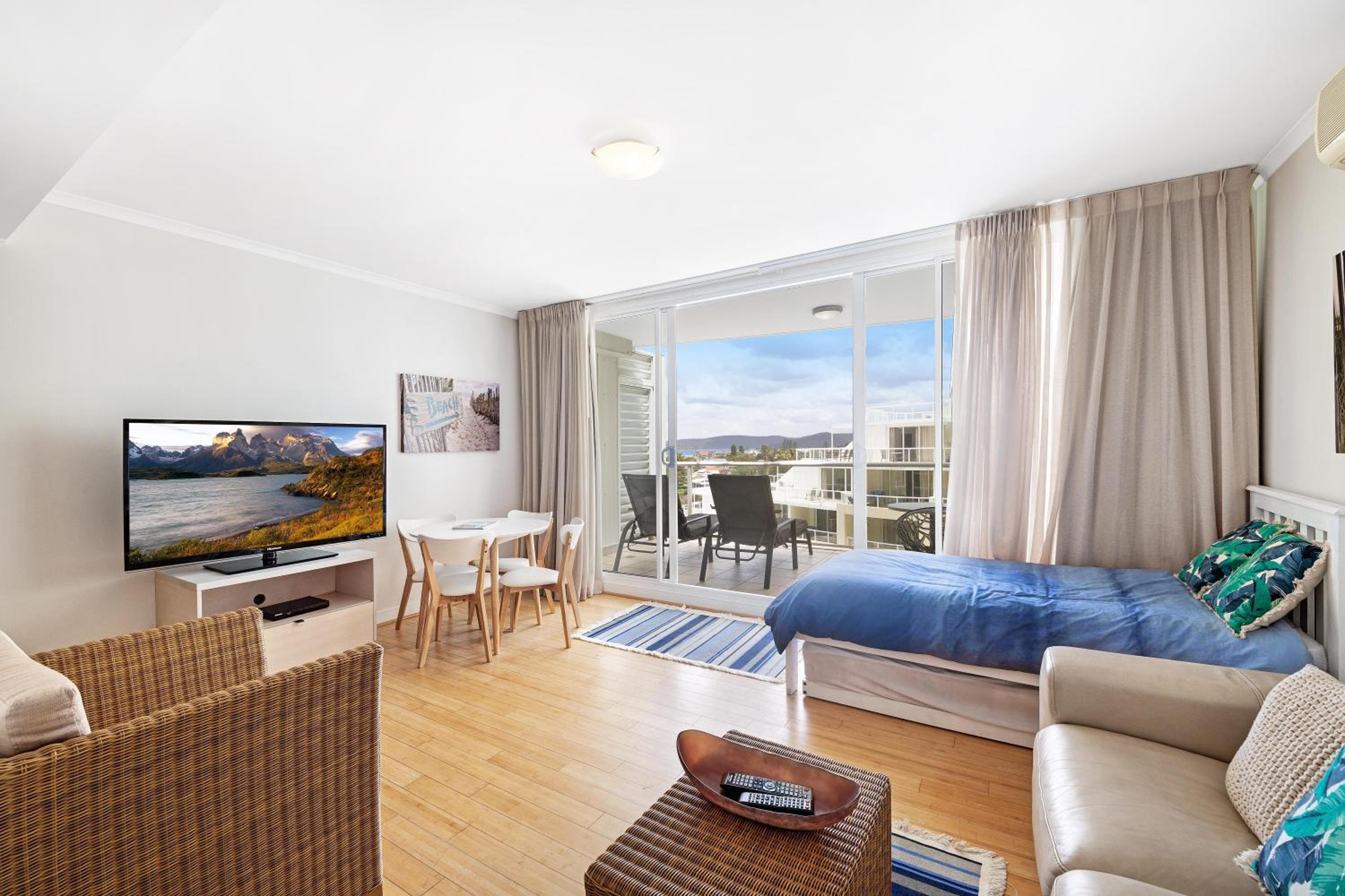 Apartment with Sea View photo 1