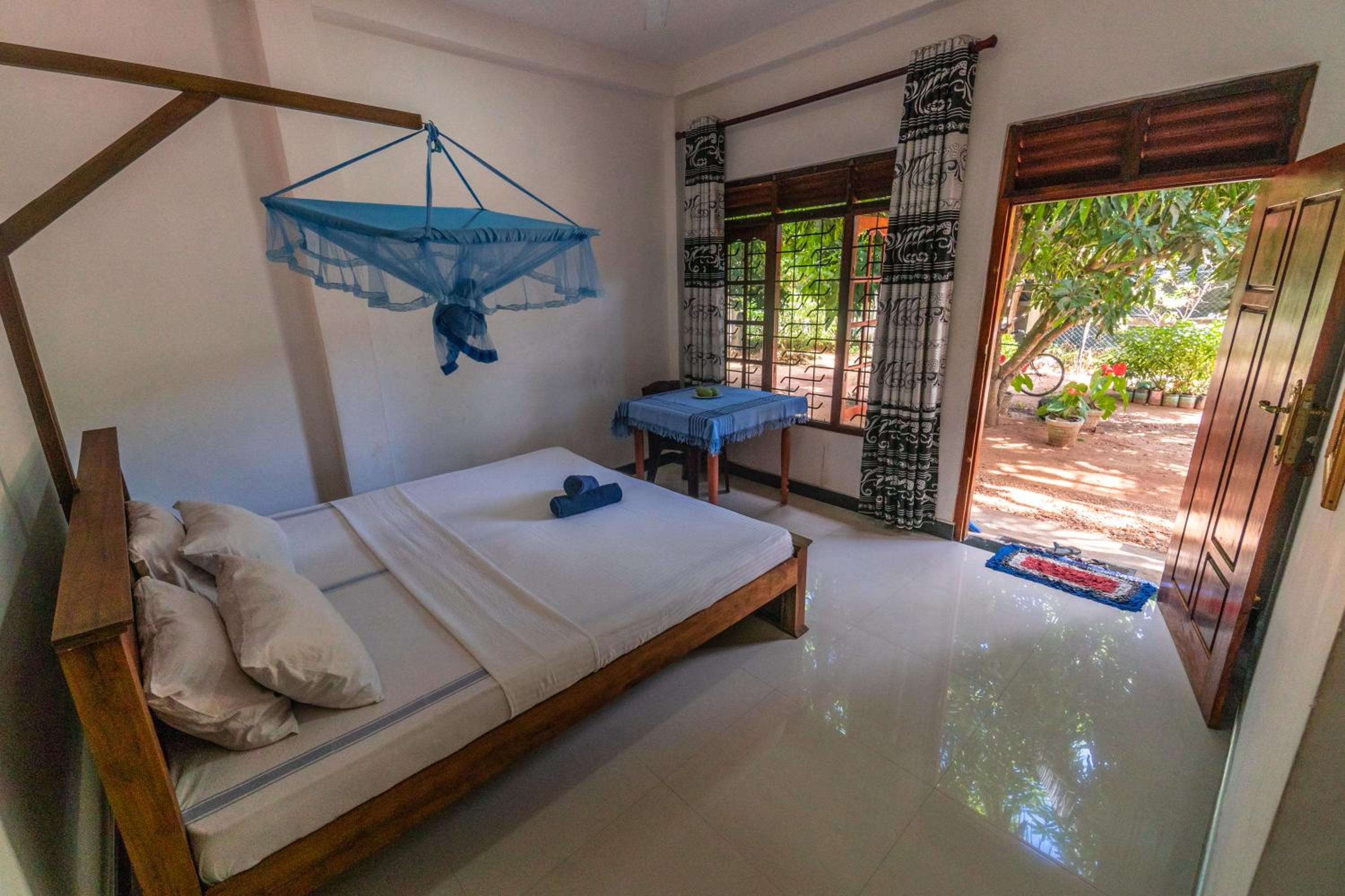Double Room with Private Bathroom photo 1