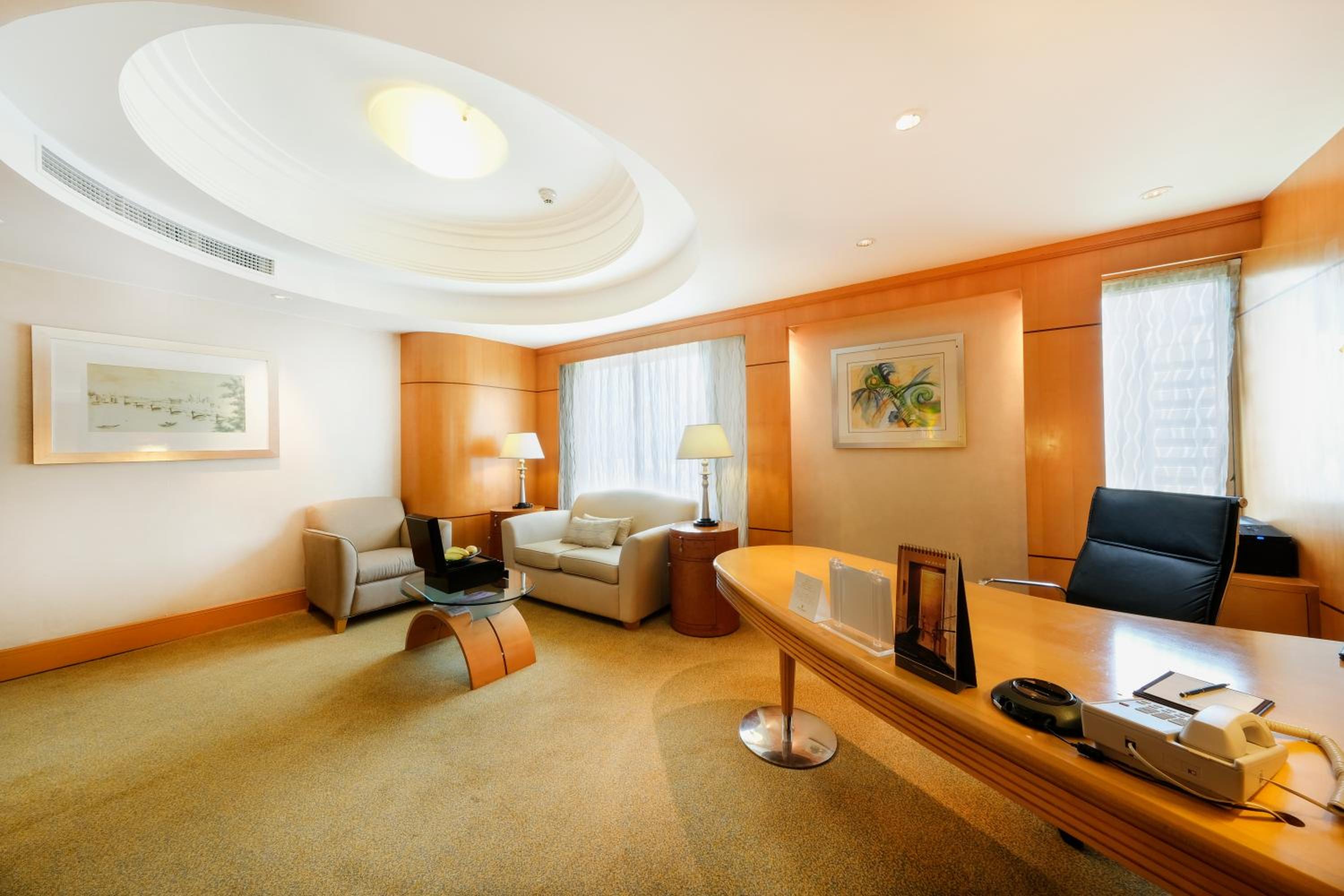 Deluxe Suite - Photo 5