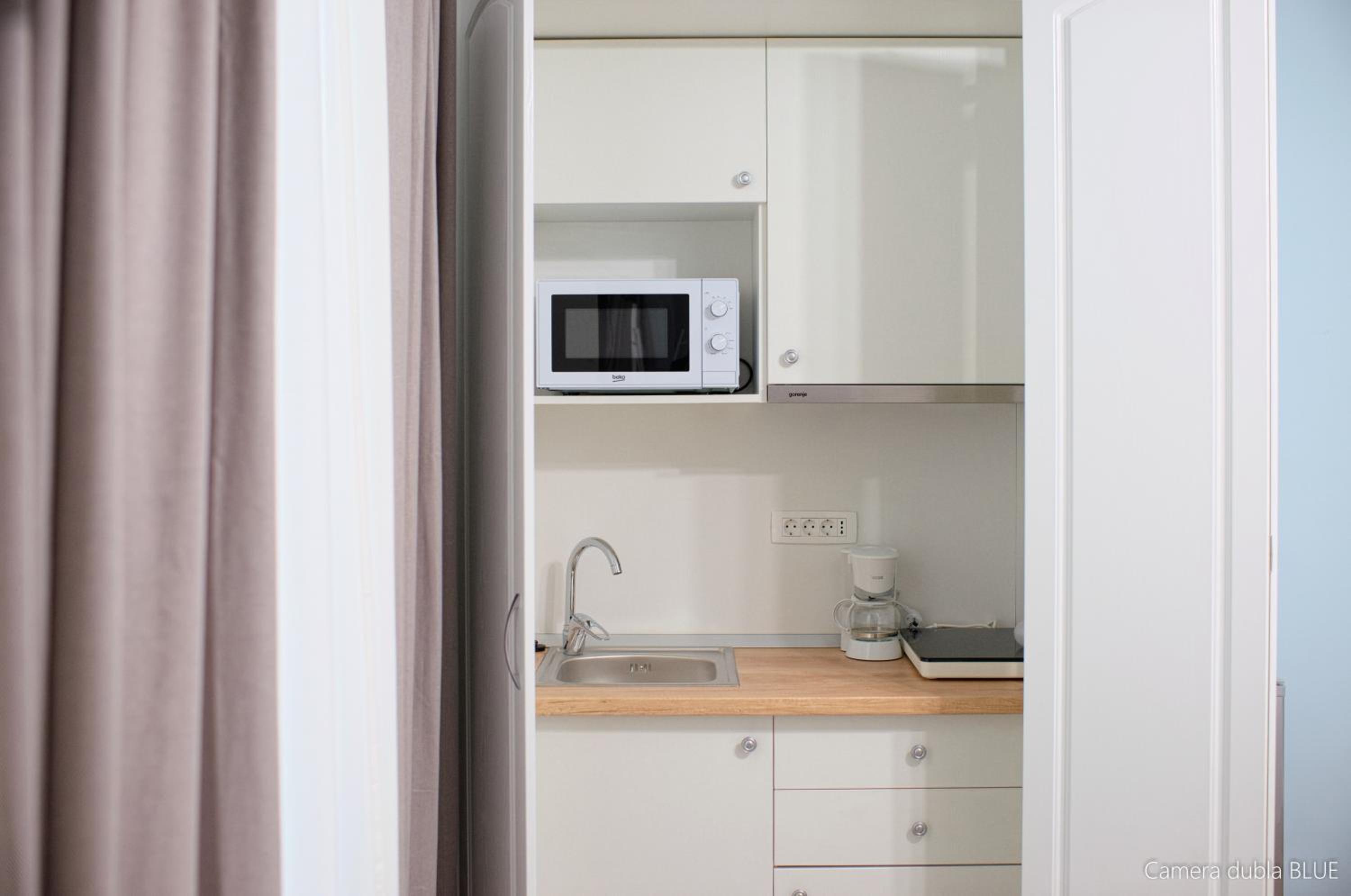 Large Double Room photo 2