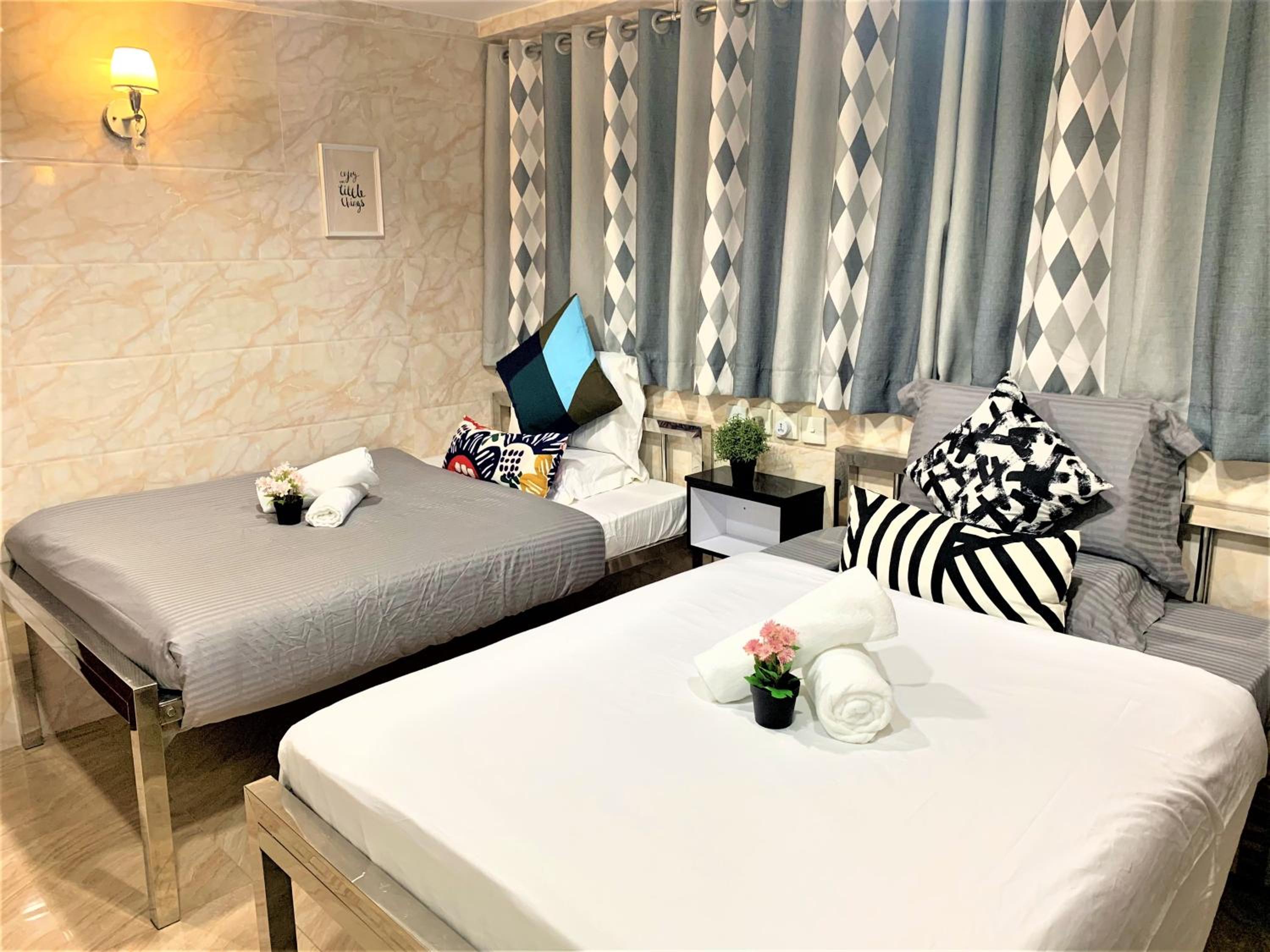 Deluxe Family Room