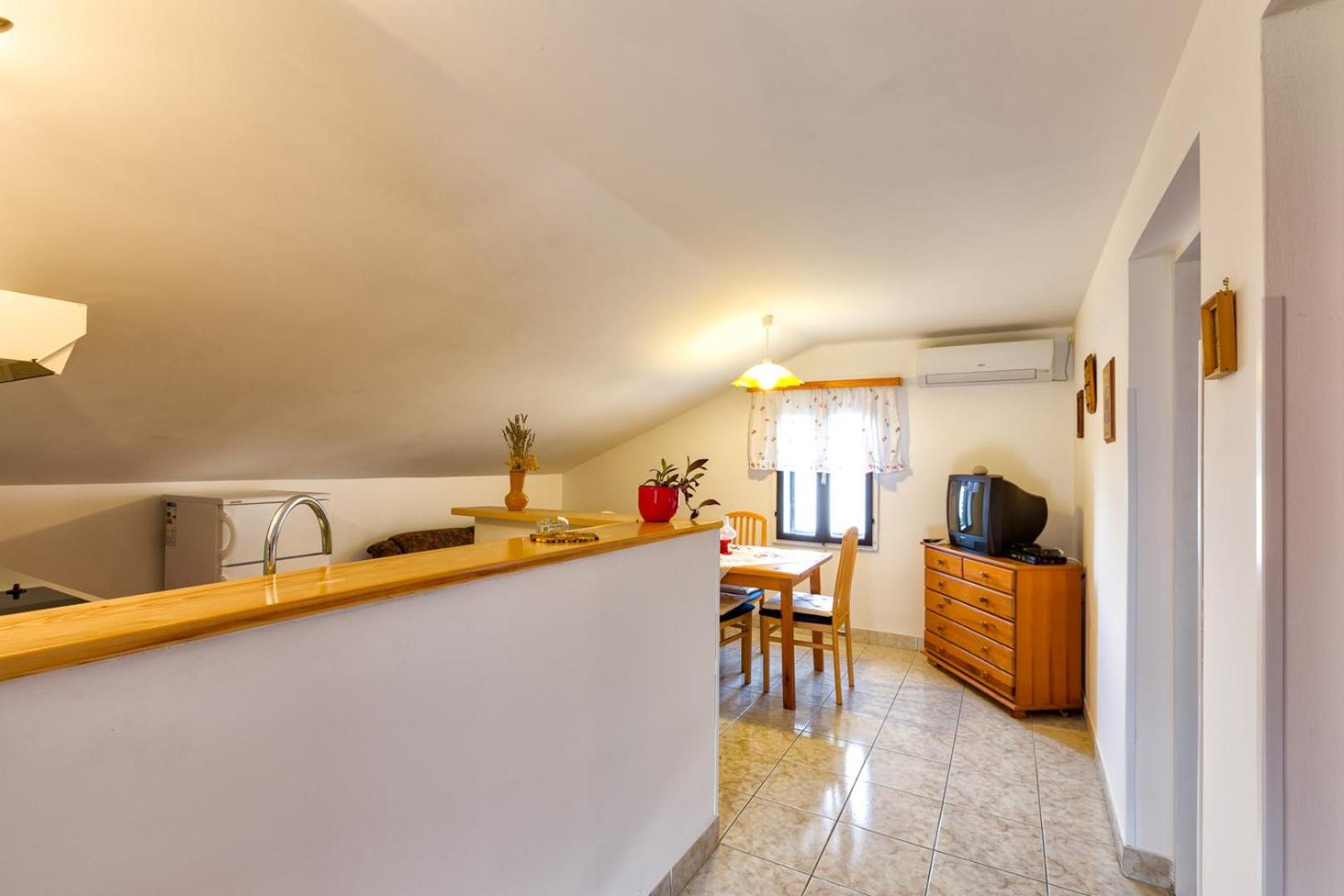 Apartment with Sea View photo 2