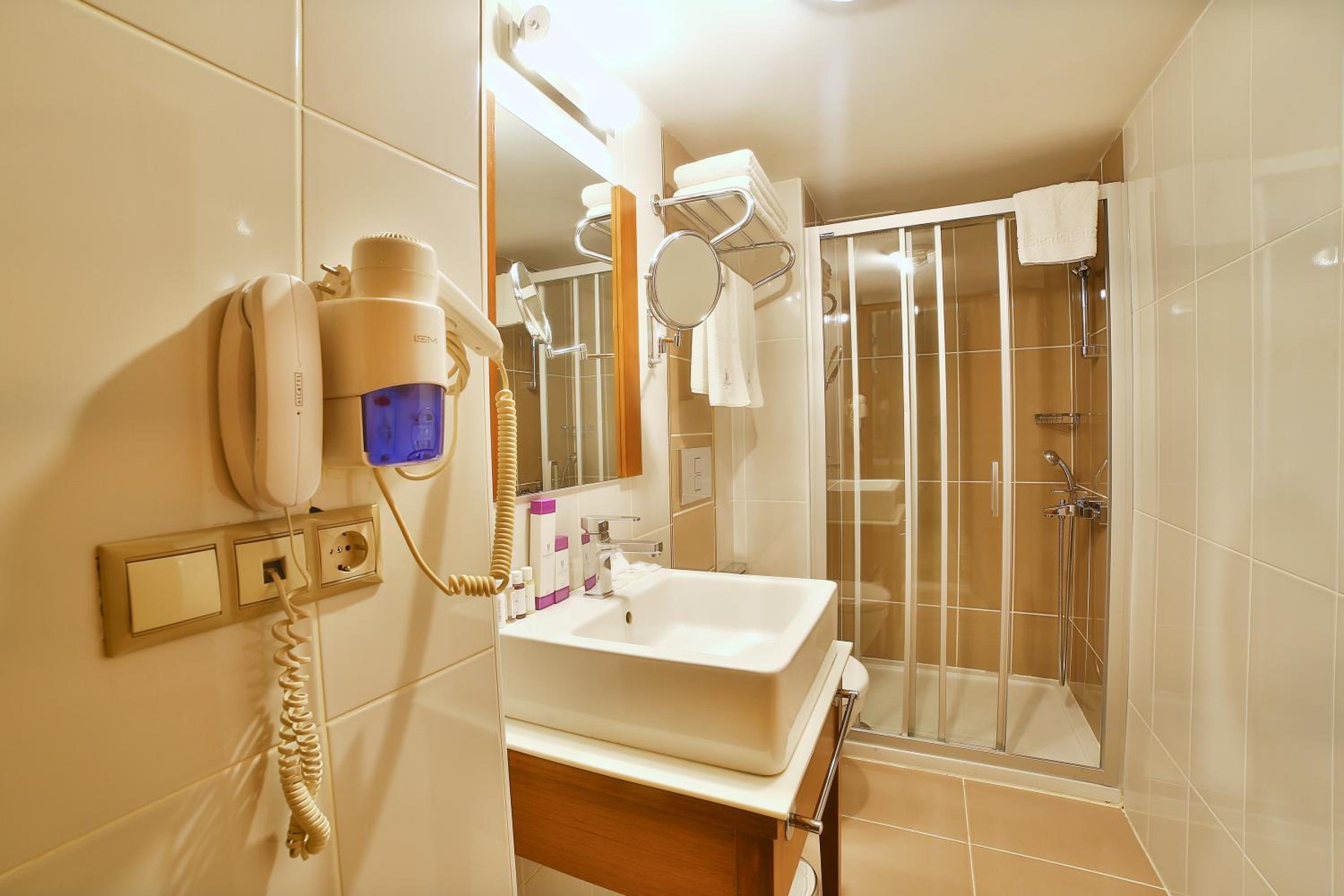 Standard Single Room photo 3