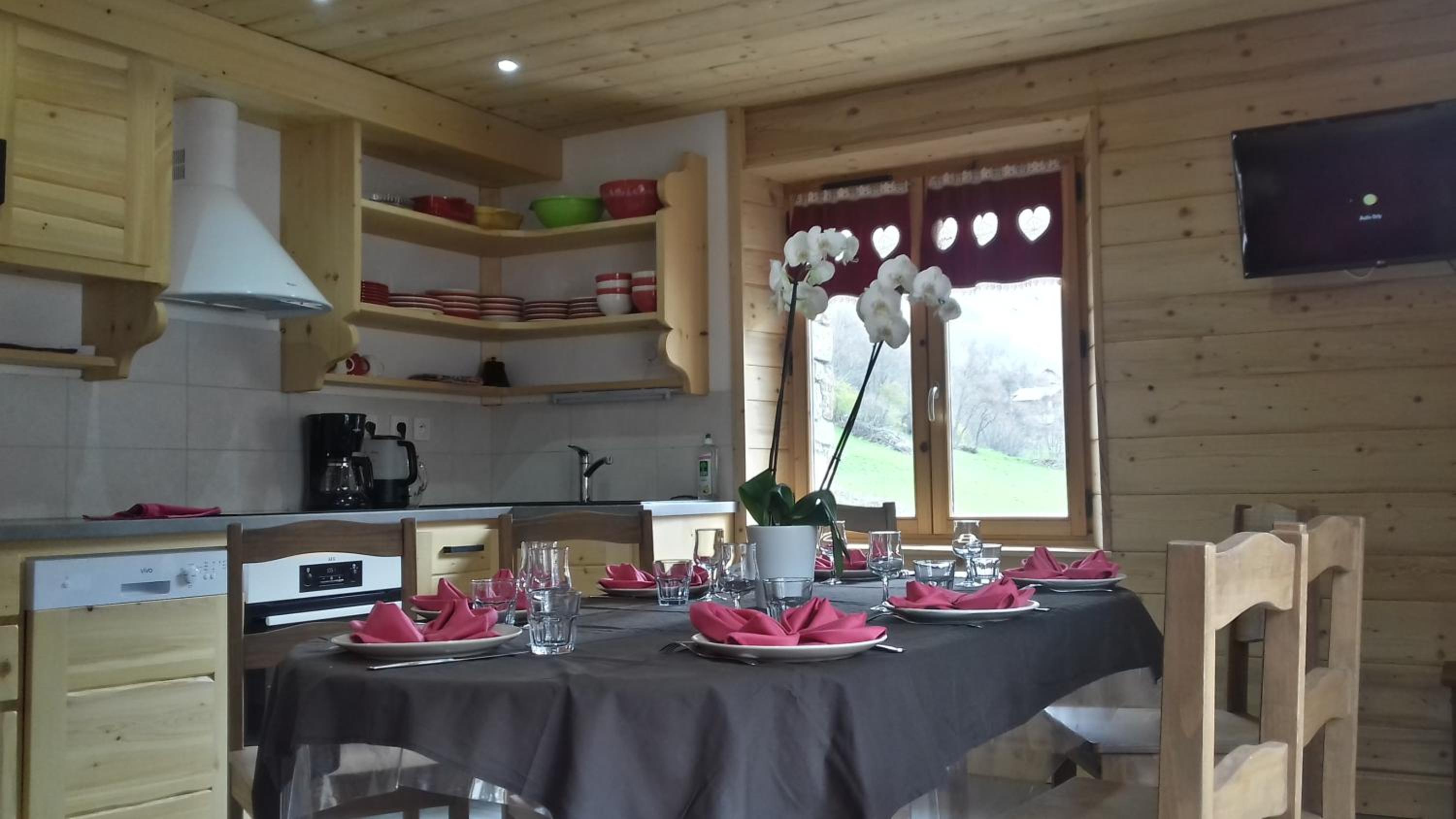 Double Room with Mountain View - Photo 6