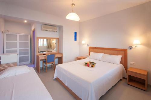 Queen Room with Sea View photo 1