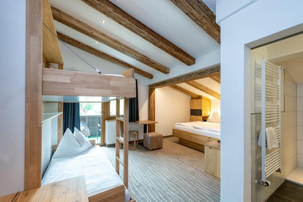 Quadruple Room photo 2
