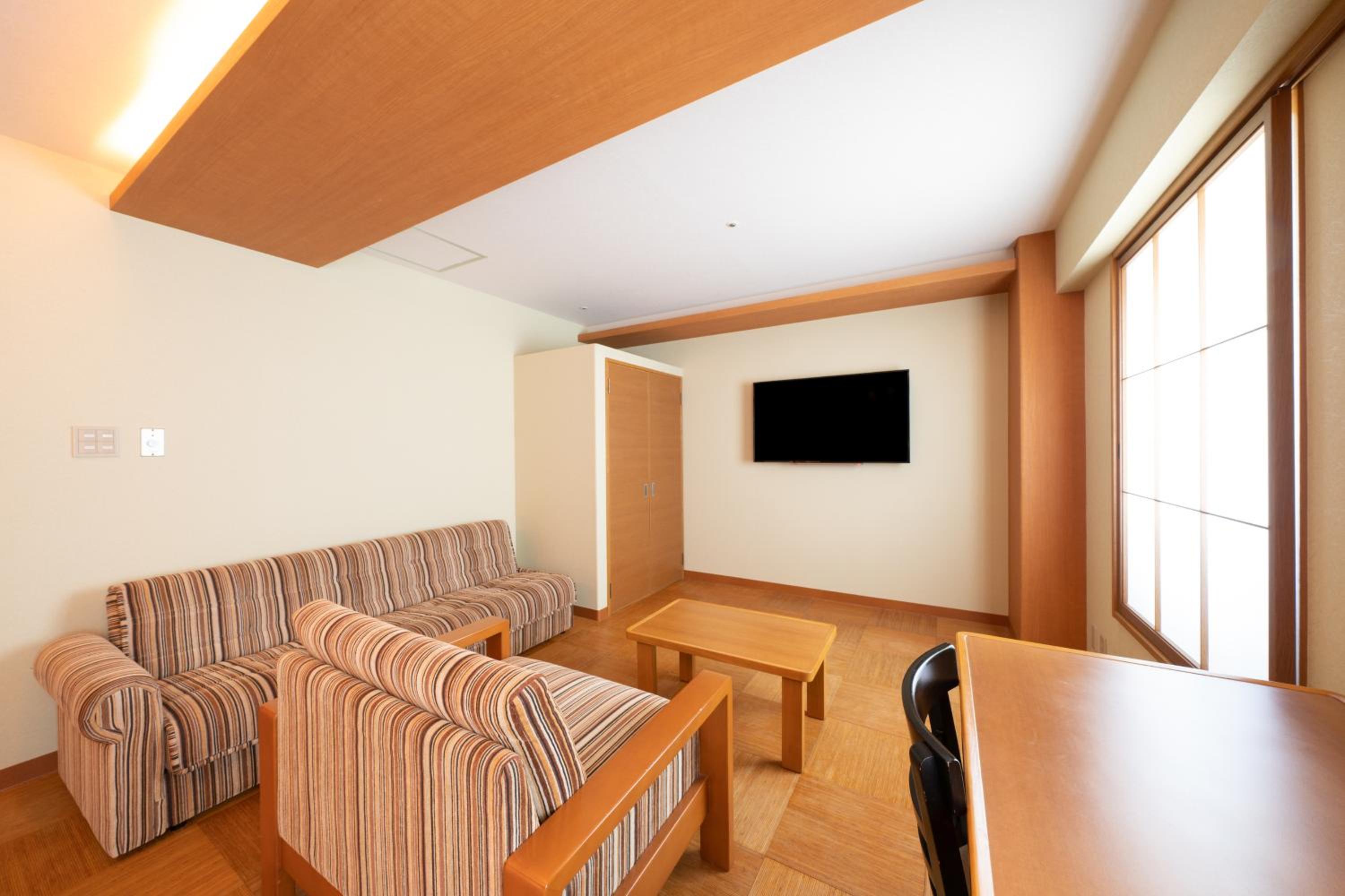 Family Suite photo 2