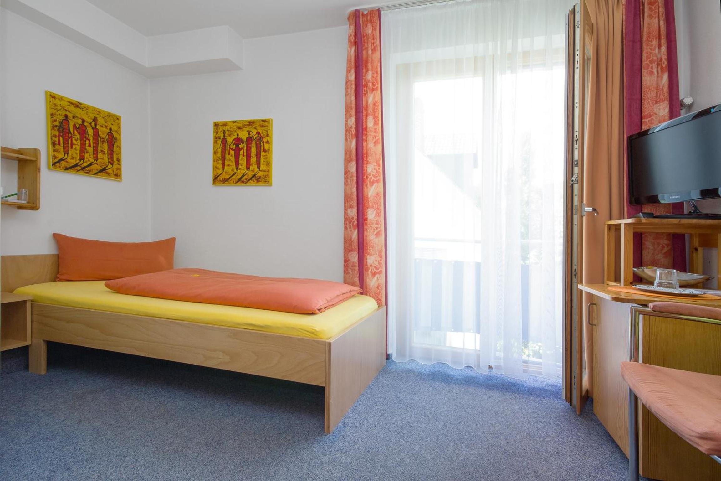 Standard Single Room