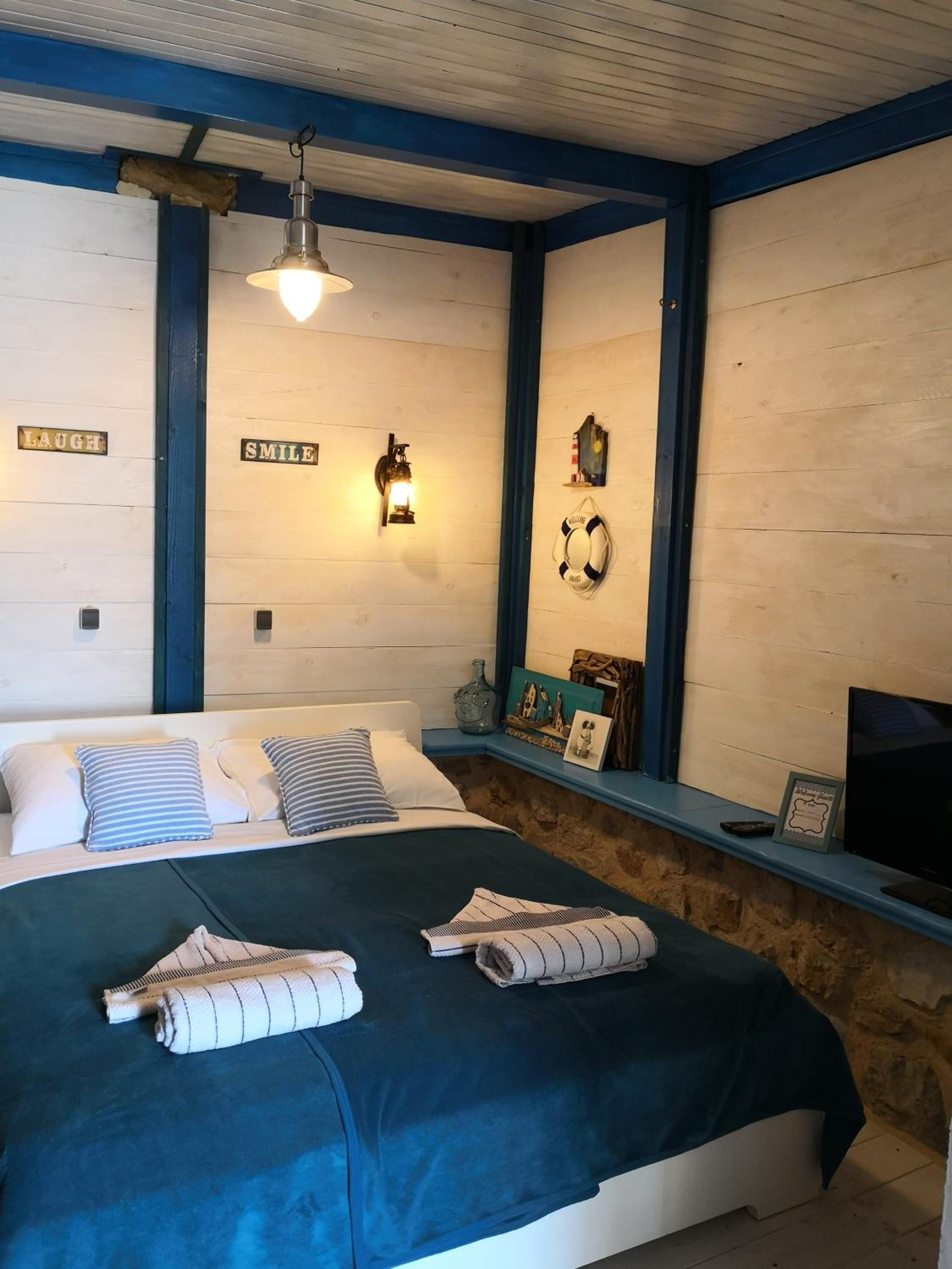 Double Room with Private Bathroom photo 2