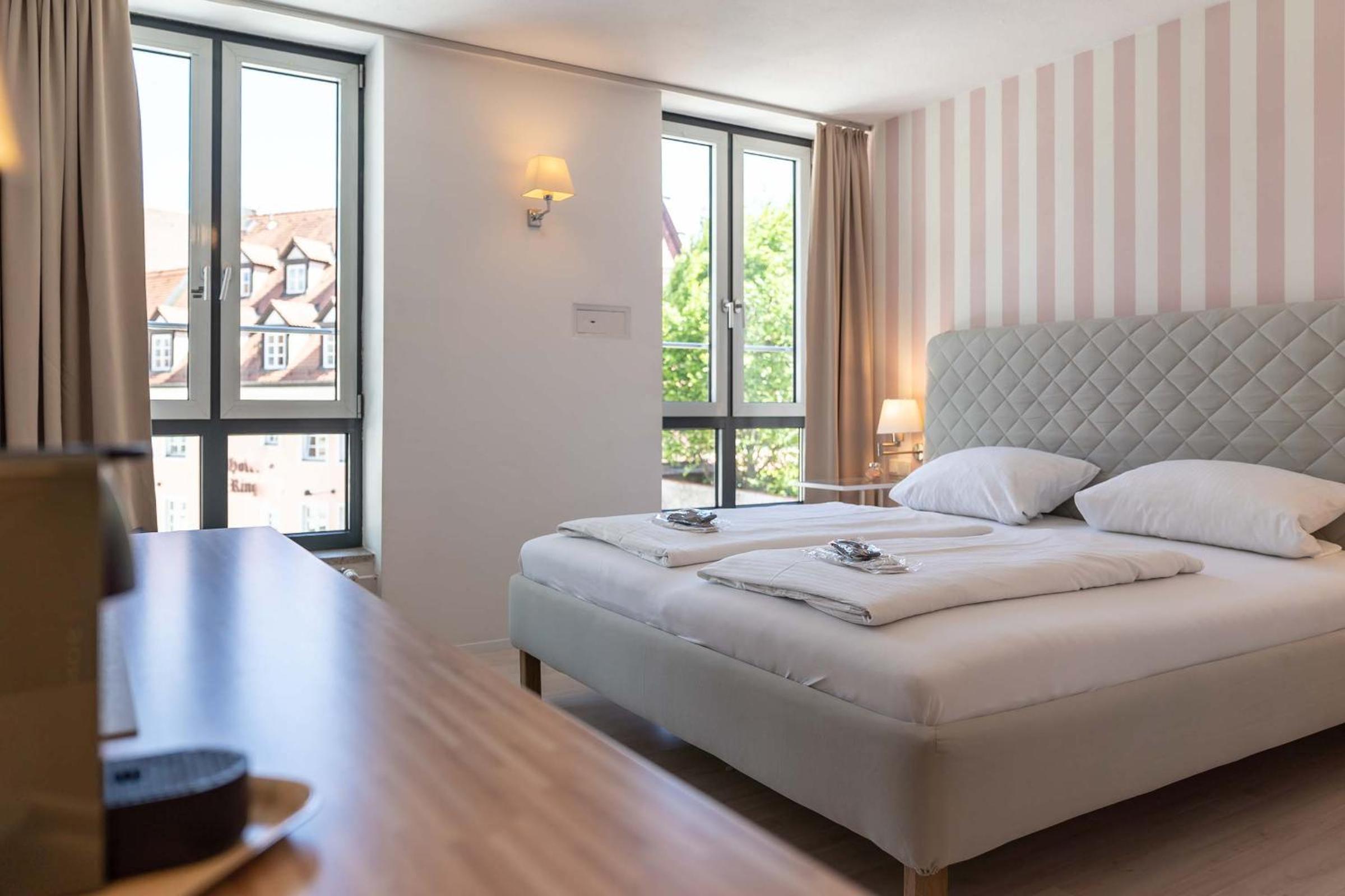 Double Room - Photo 12