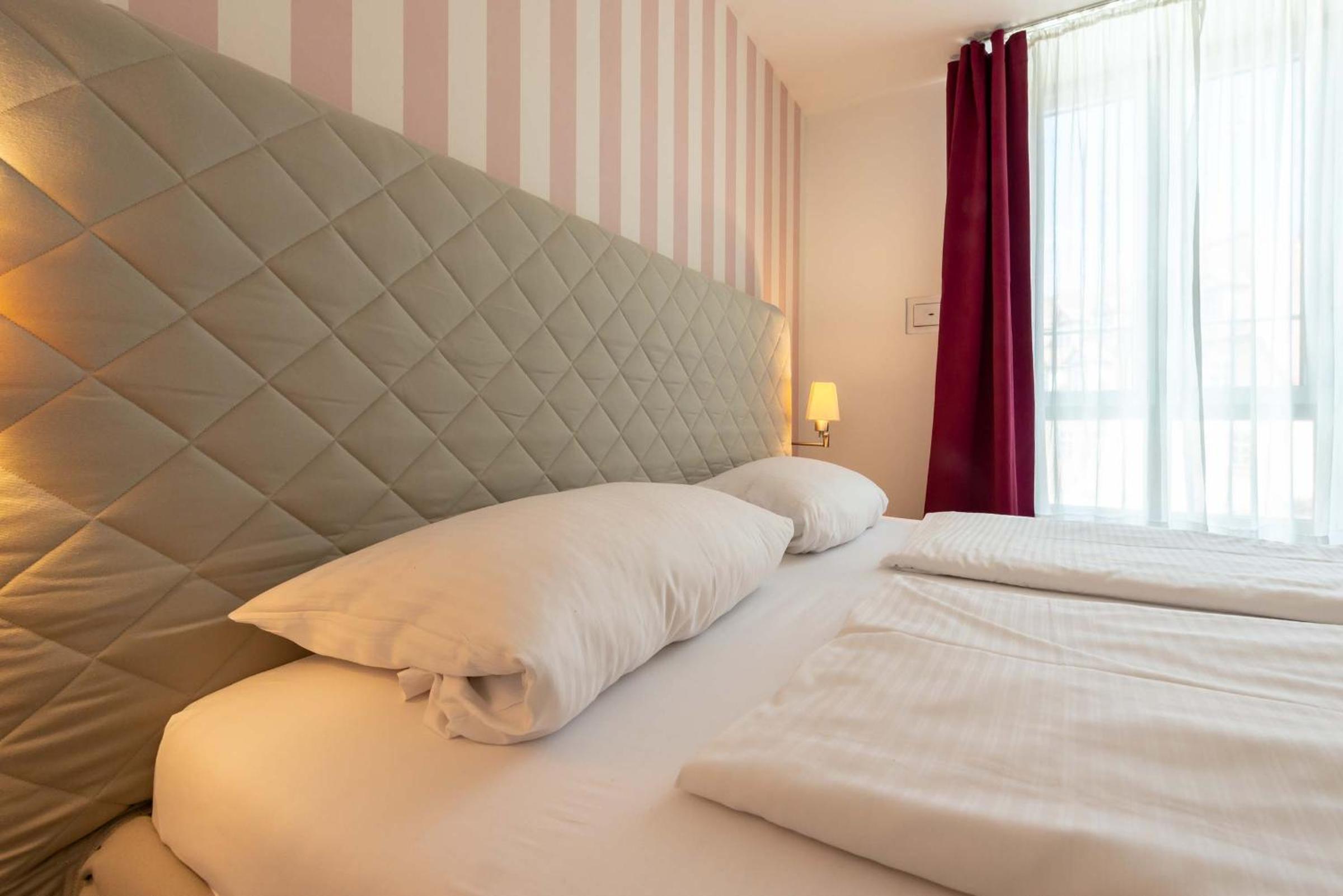 Double Room - Photo 28