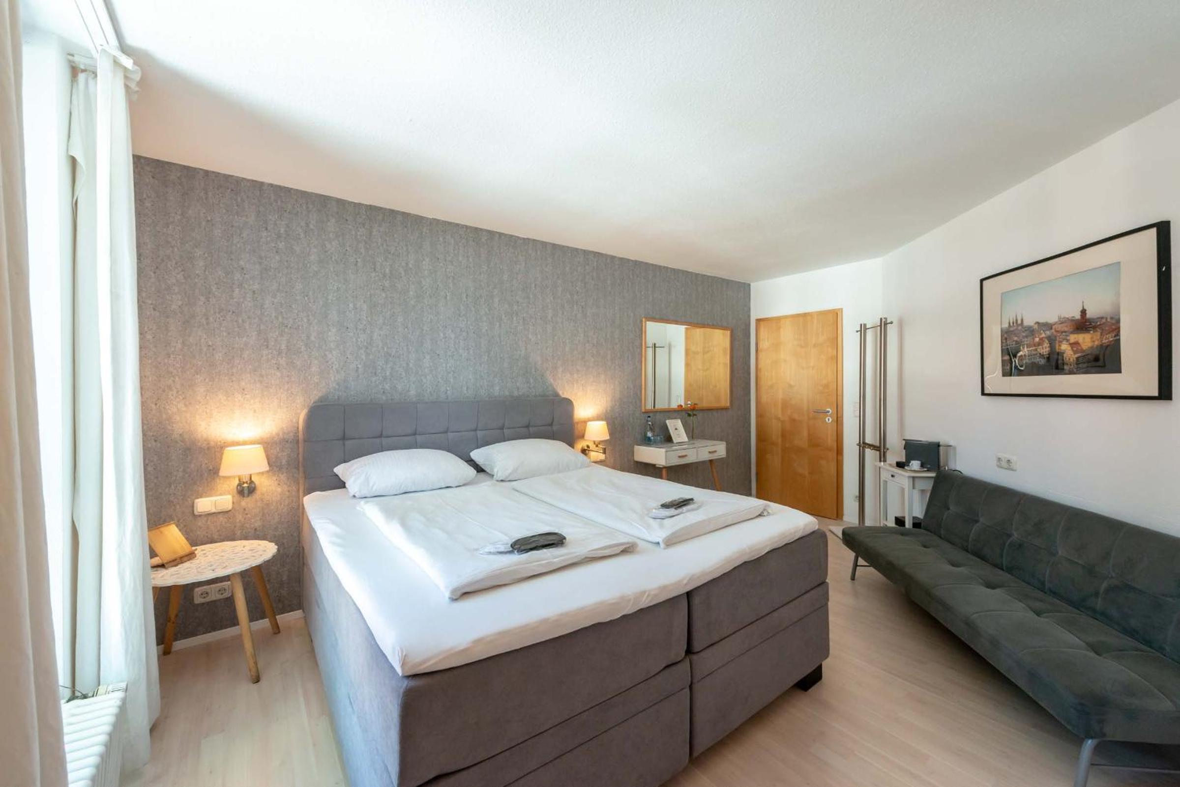 Double Room - Photo 4