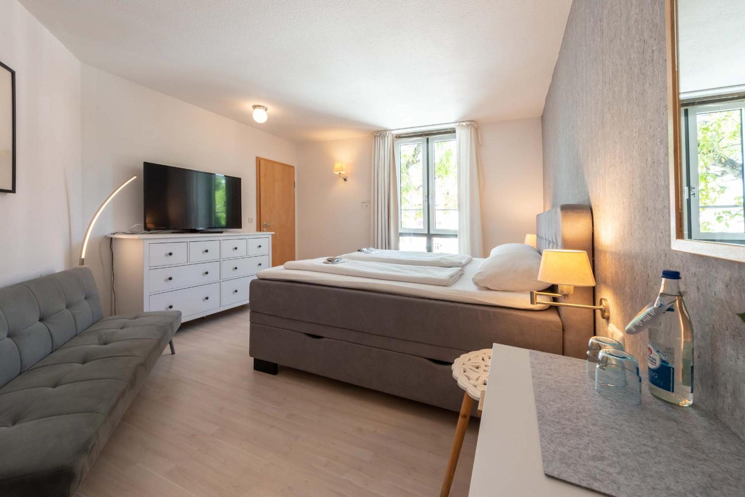 Double Room - Photo 15