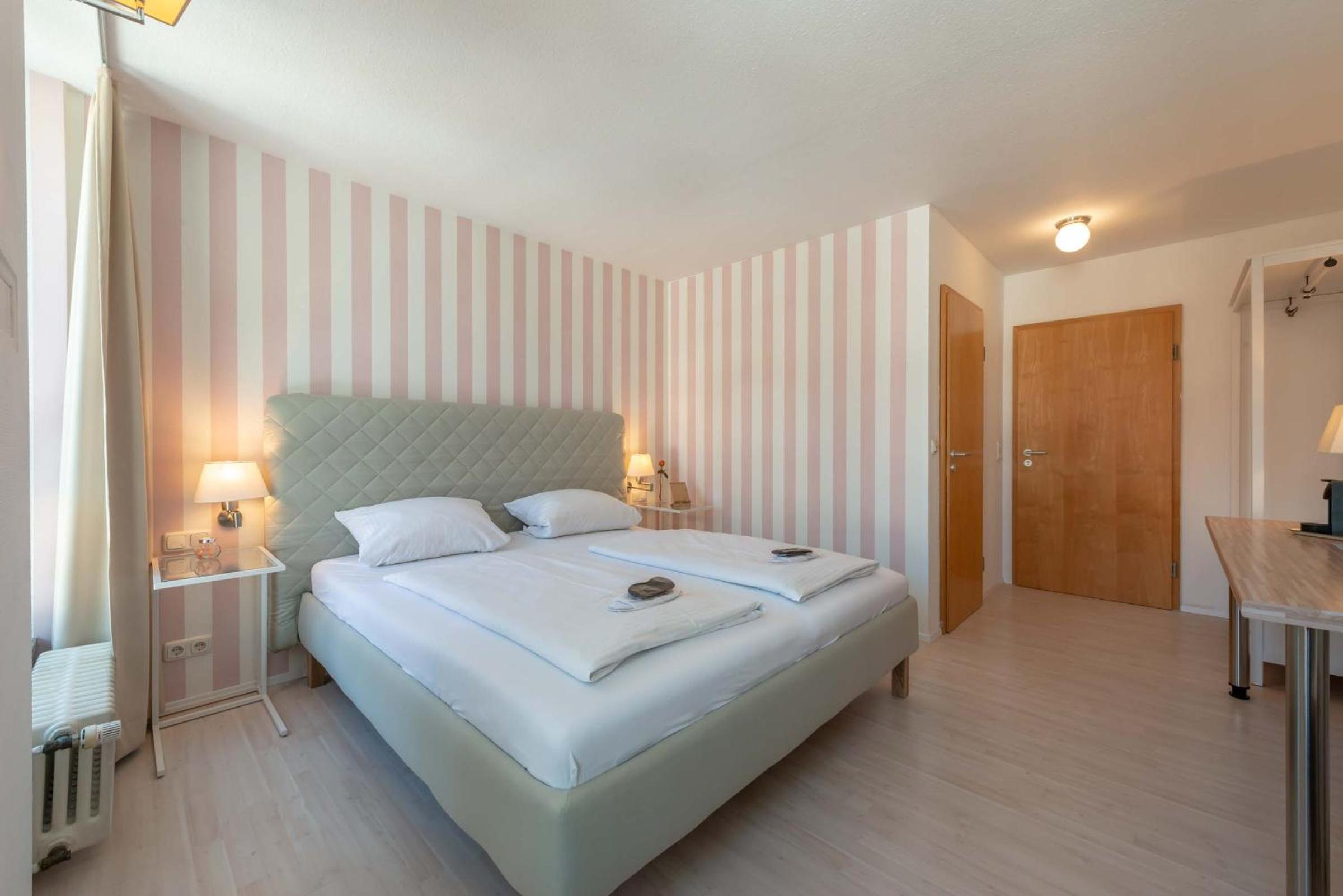 Double Room - Photo 27