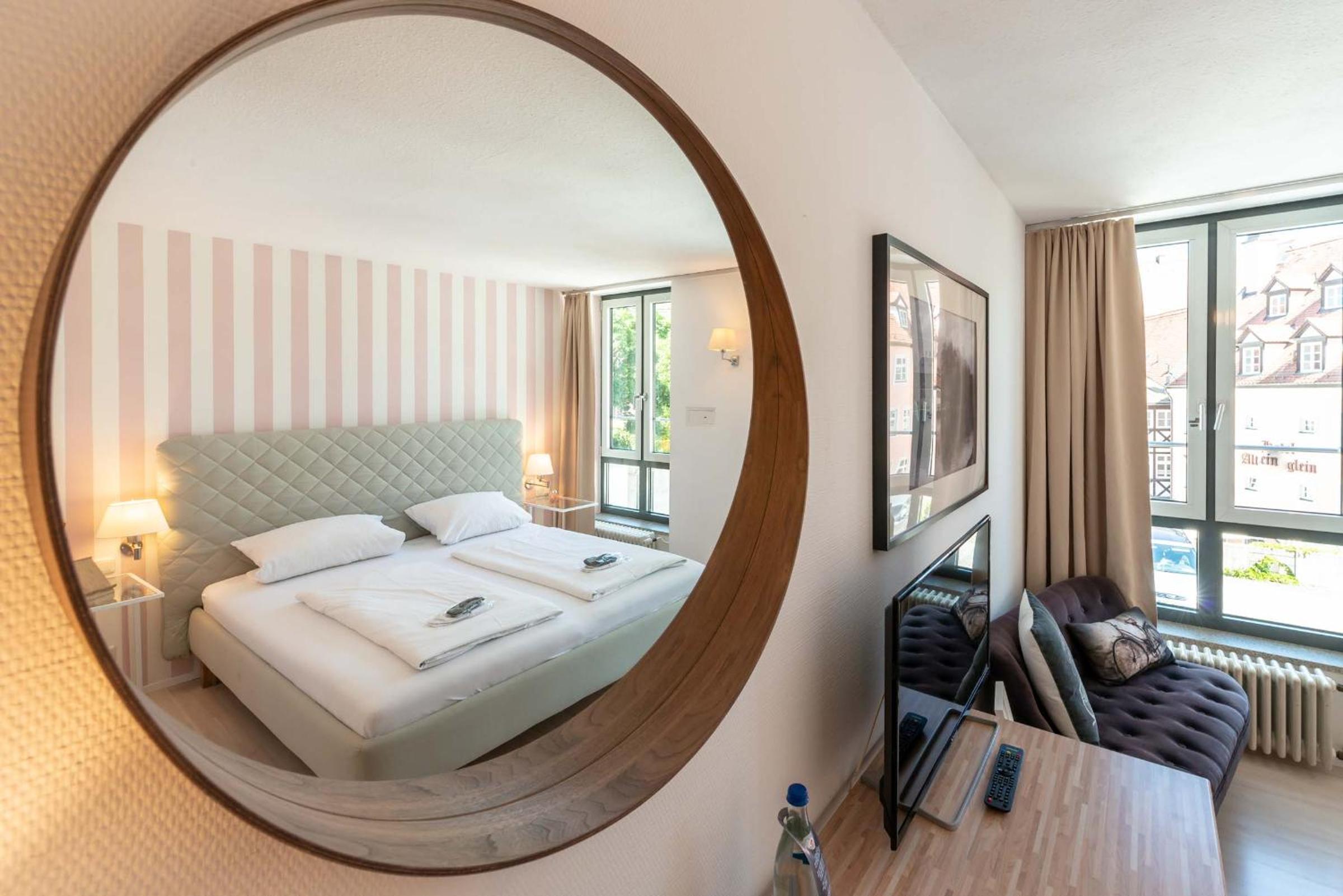 Double Room - Photo 32