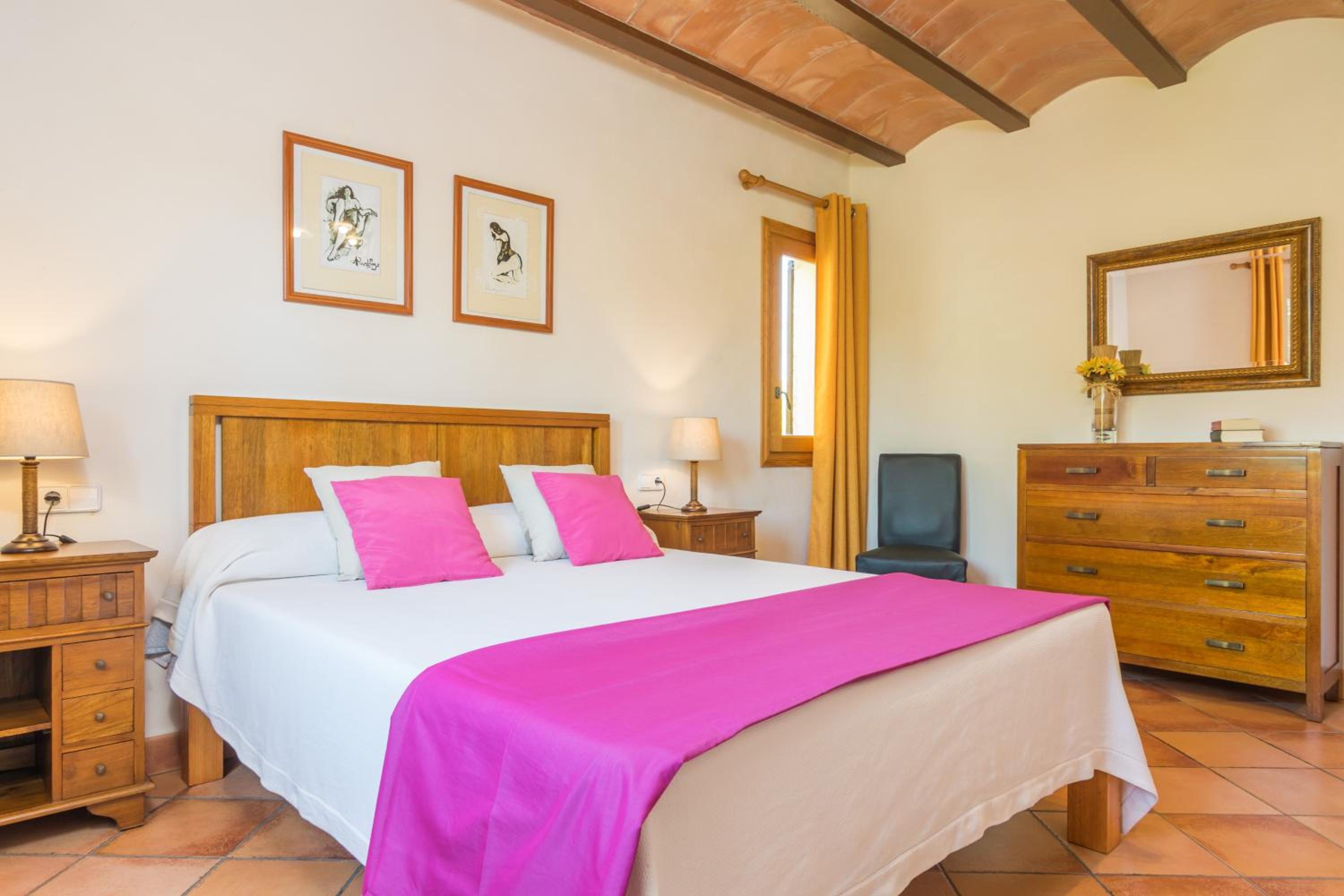 Villa de Tres Habitaciones