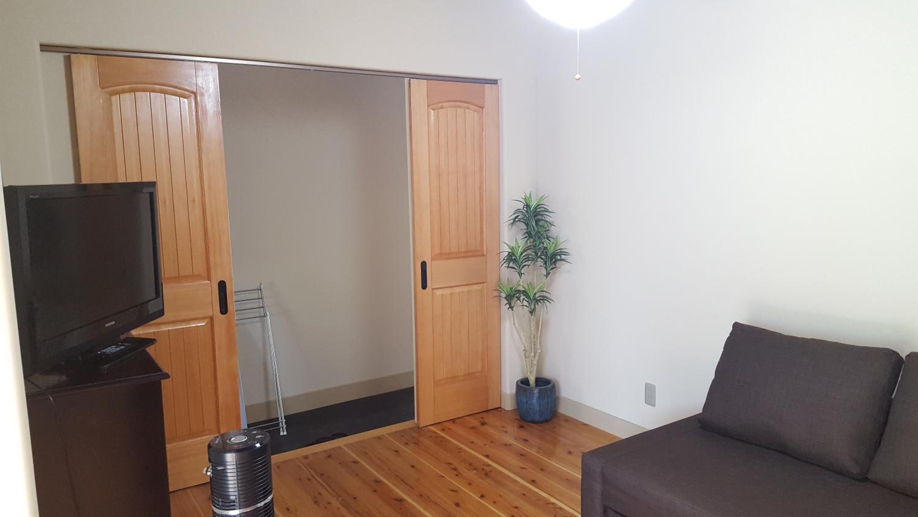 Three-Bedroom Apartment photo 2